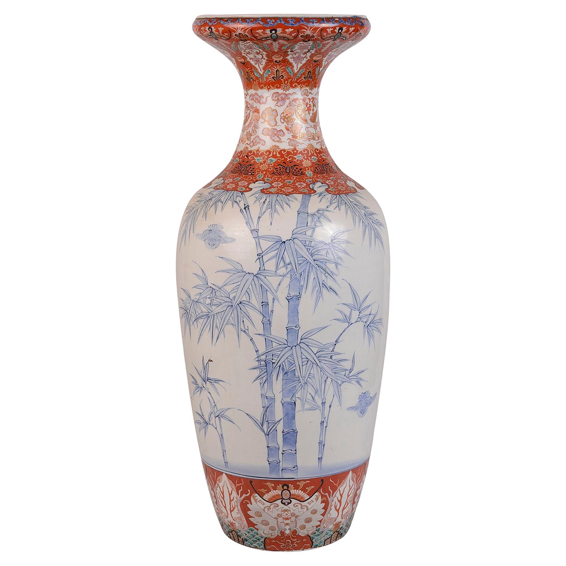 Large Japanese Korango Imari Bamboo Patterned Vase, circa 1900 For Sale