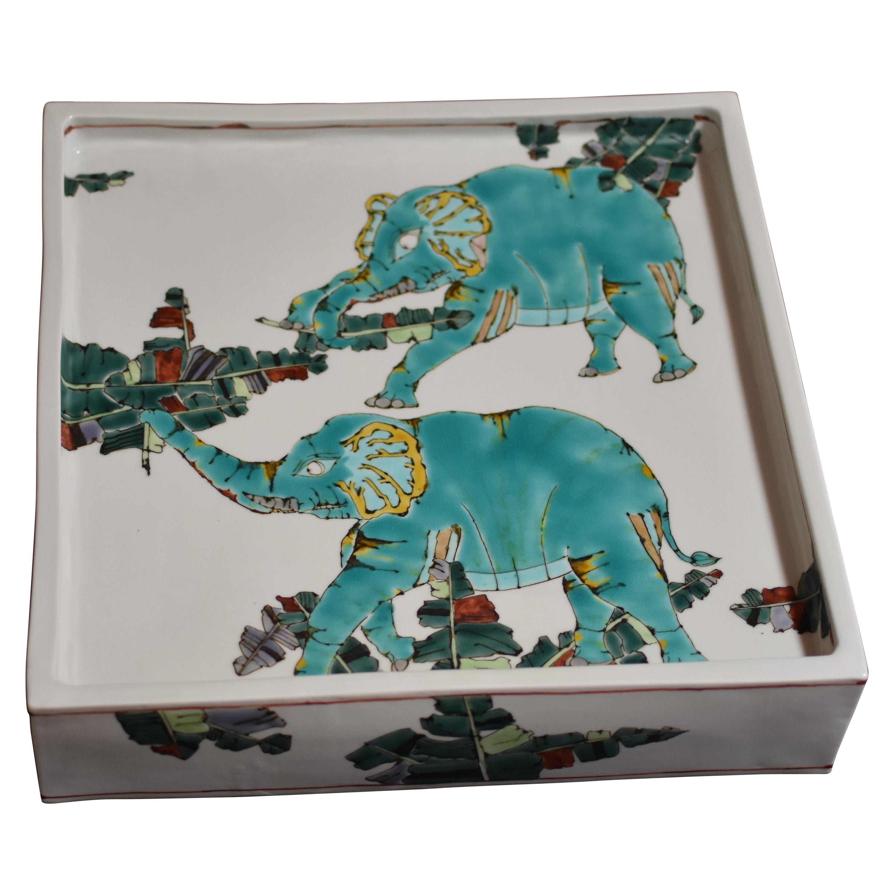 Assiette de présentation japonaise contemporaine en porcelaine verte et bleue par un maître artiste en vente