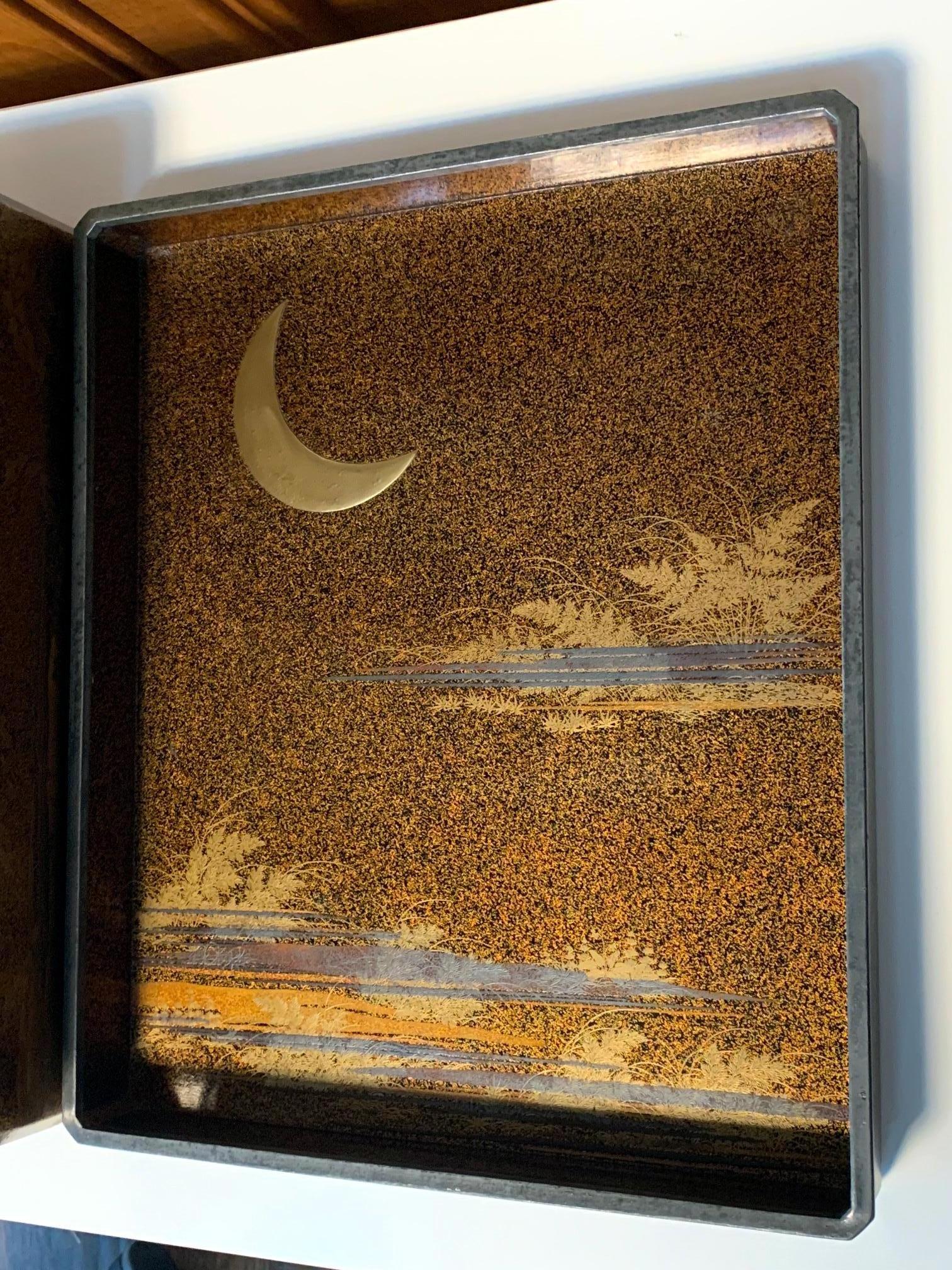 Large Japanese Lacquer Box Early Edo Period Ex-Christie's For Sale 3