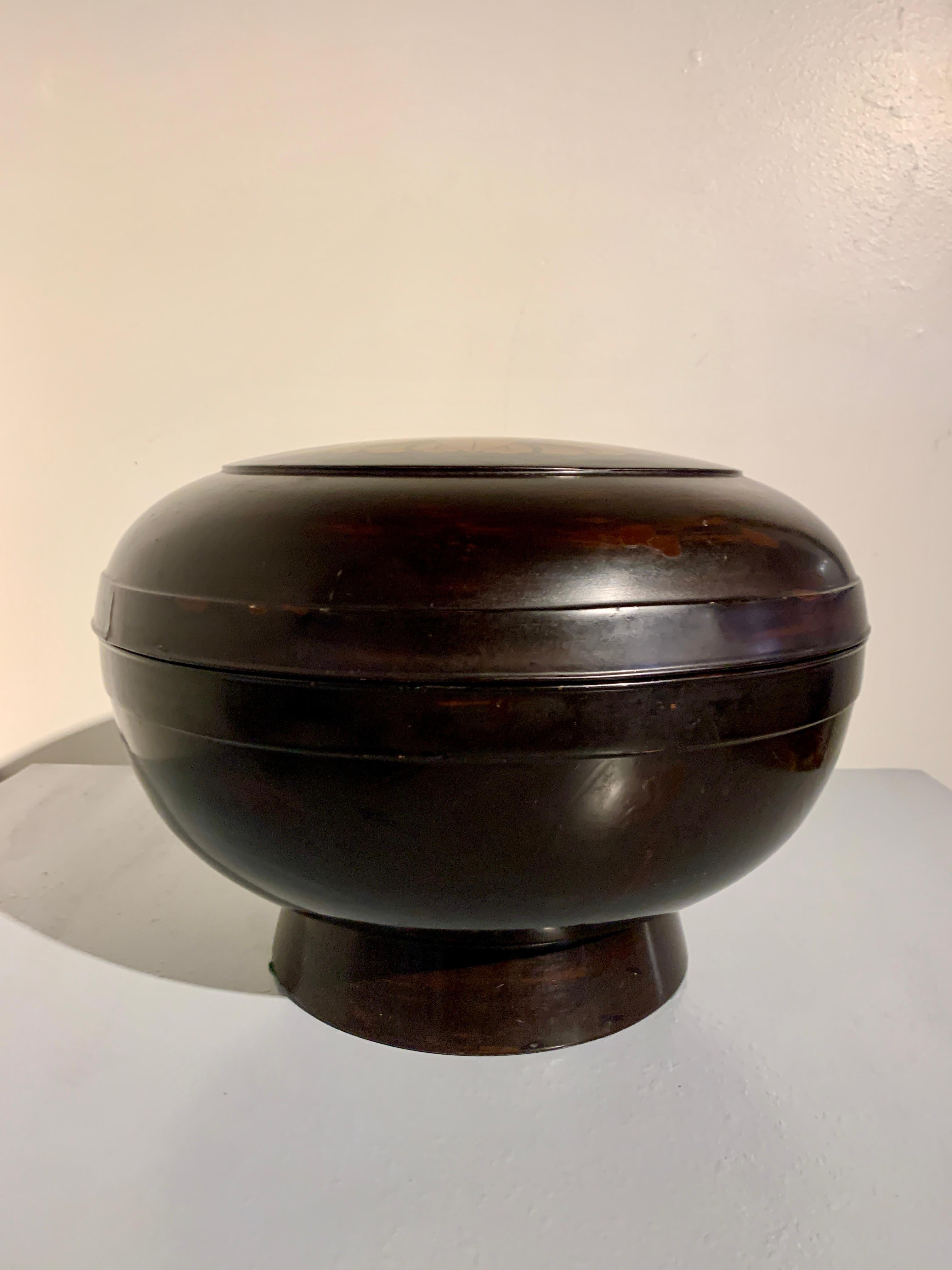 japanese lacquer bowl