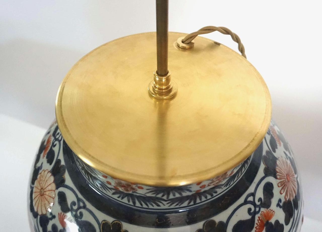 Large Japanese Late Edo Period Imari Vase Table Lamp For Sale 5