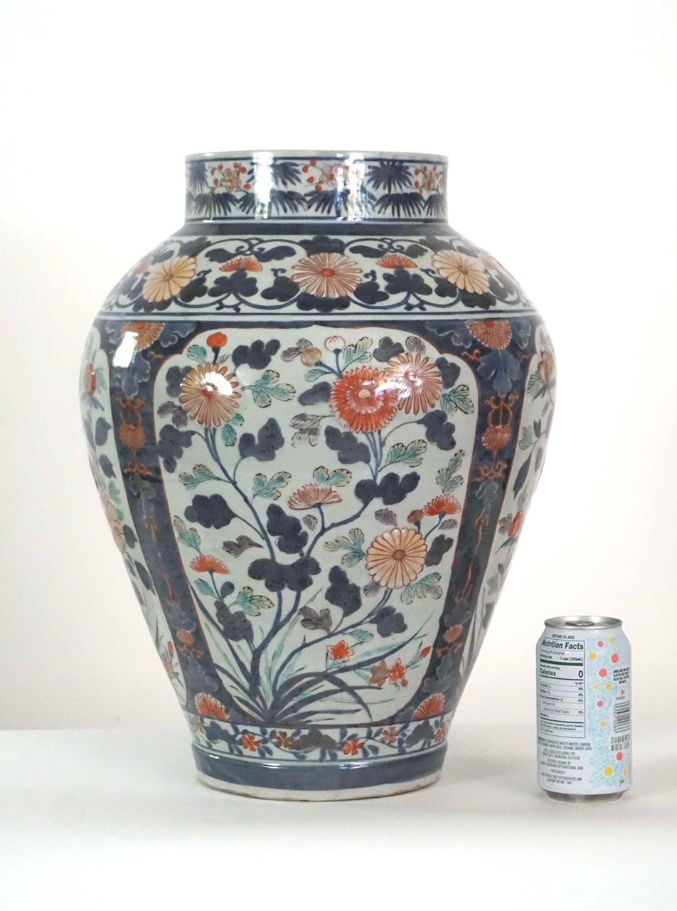 Porcelain Large Japanese Late Edo Period Imari Vase Table Lamp For Sale