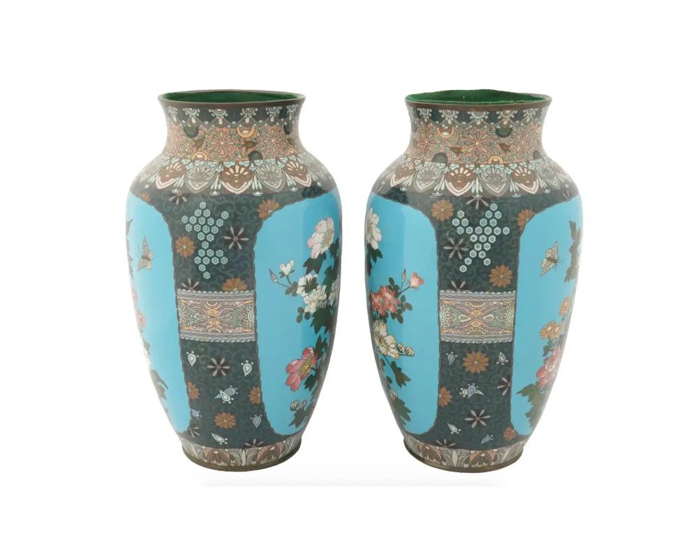 Cloissoné Large Japanese Late Meiji Cloisonne Enamel Vases
