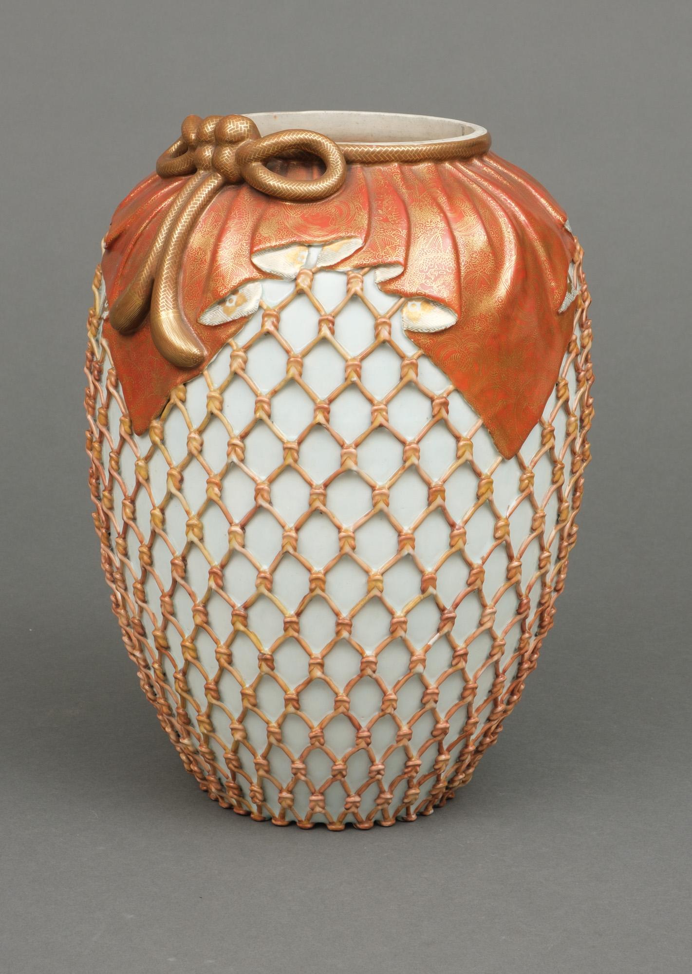 19th Century Large Japanese Meiji Kyo-Ware Porcelain 'Tsubo' Vase by Kanzan Denshichi 幹山伝七 For Sale