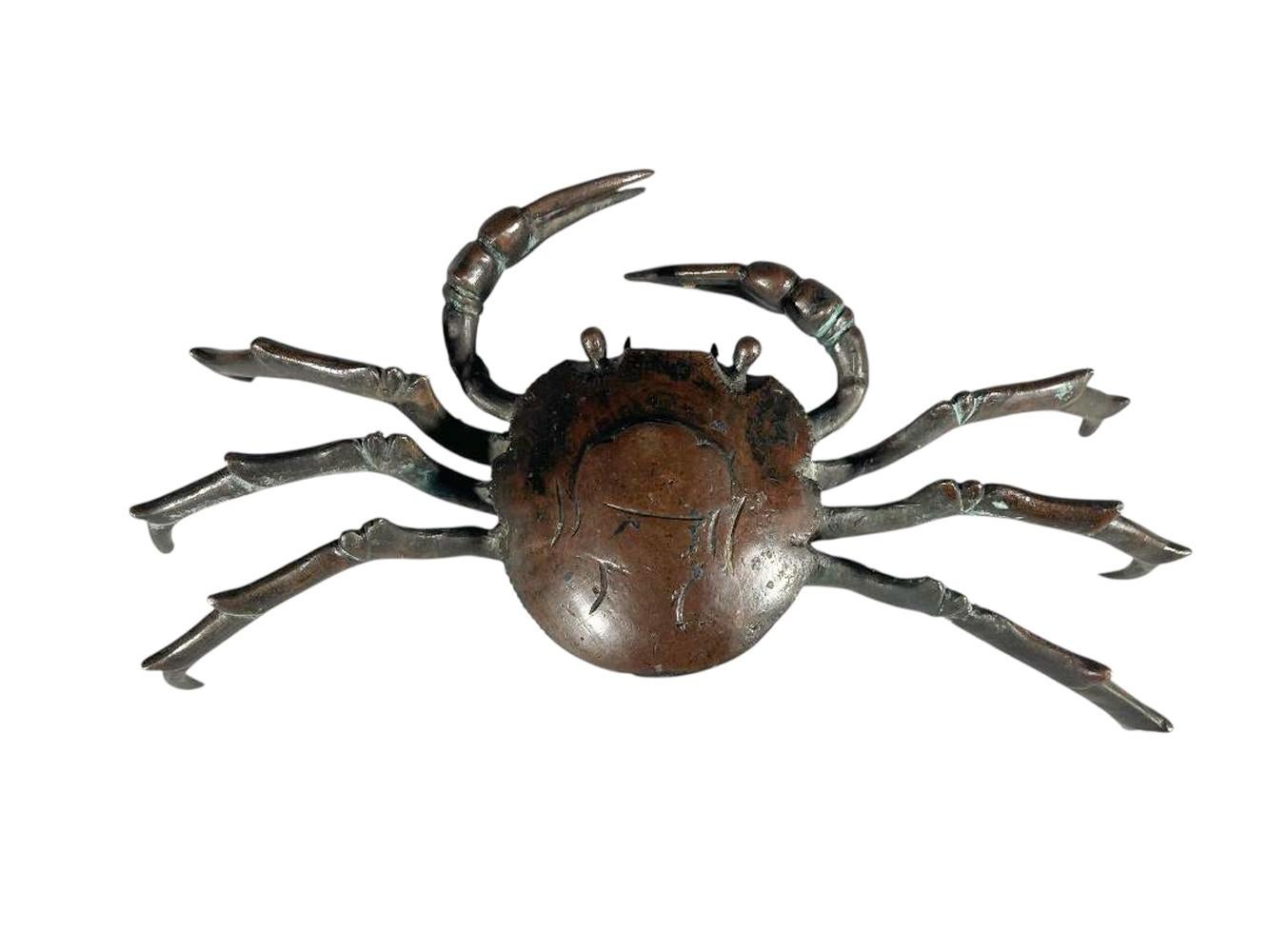 Japonais Grand crabe japonais en bronze de la période Meiji (B) Okimono en vente