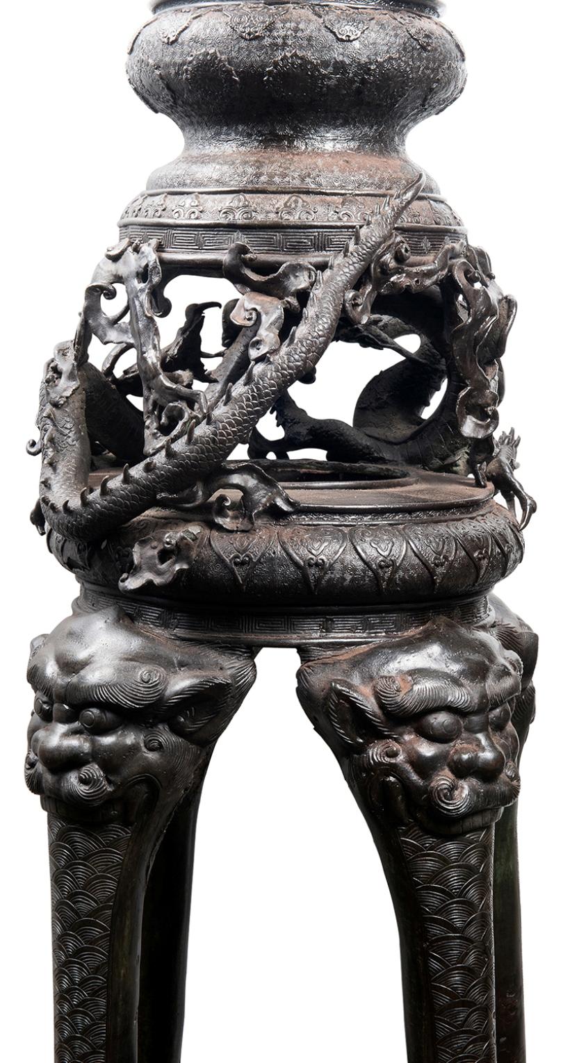 Großer japanischer Bronzekoro aus der Meiji-Zeit, um 1880 im Angebot 9