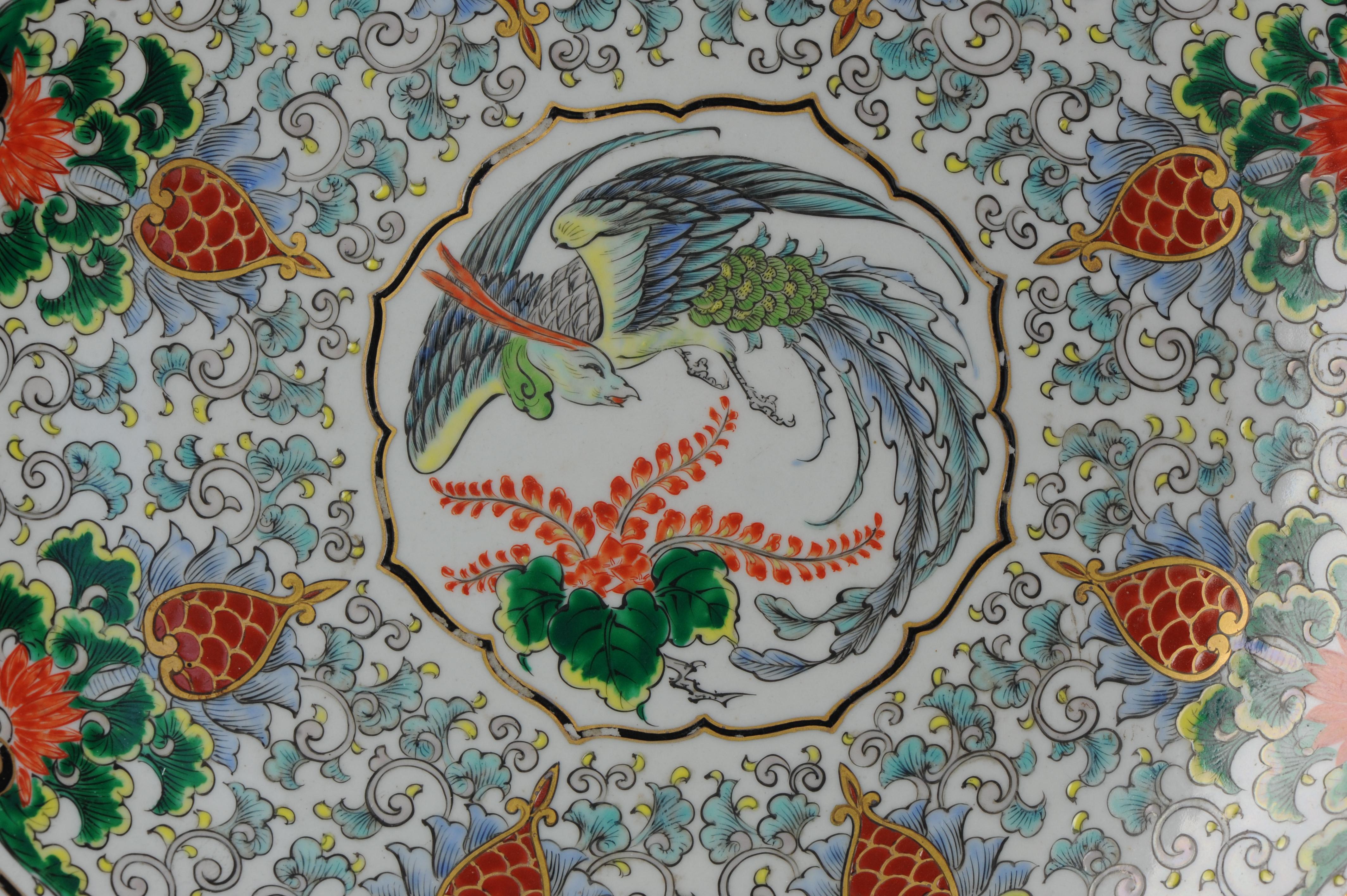 Large Japanese Porcelain 20th Century Famille Verte Fenghuang Dish Bird Flowers For Sale 11