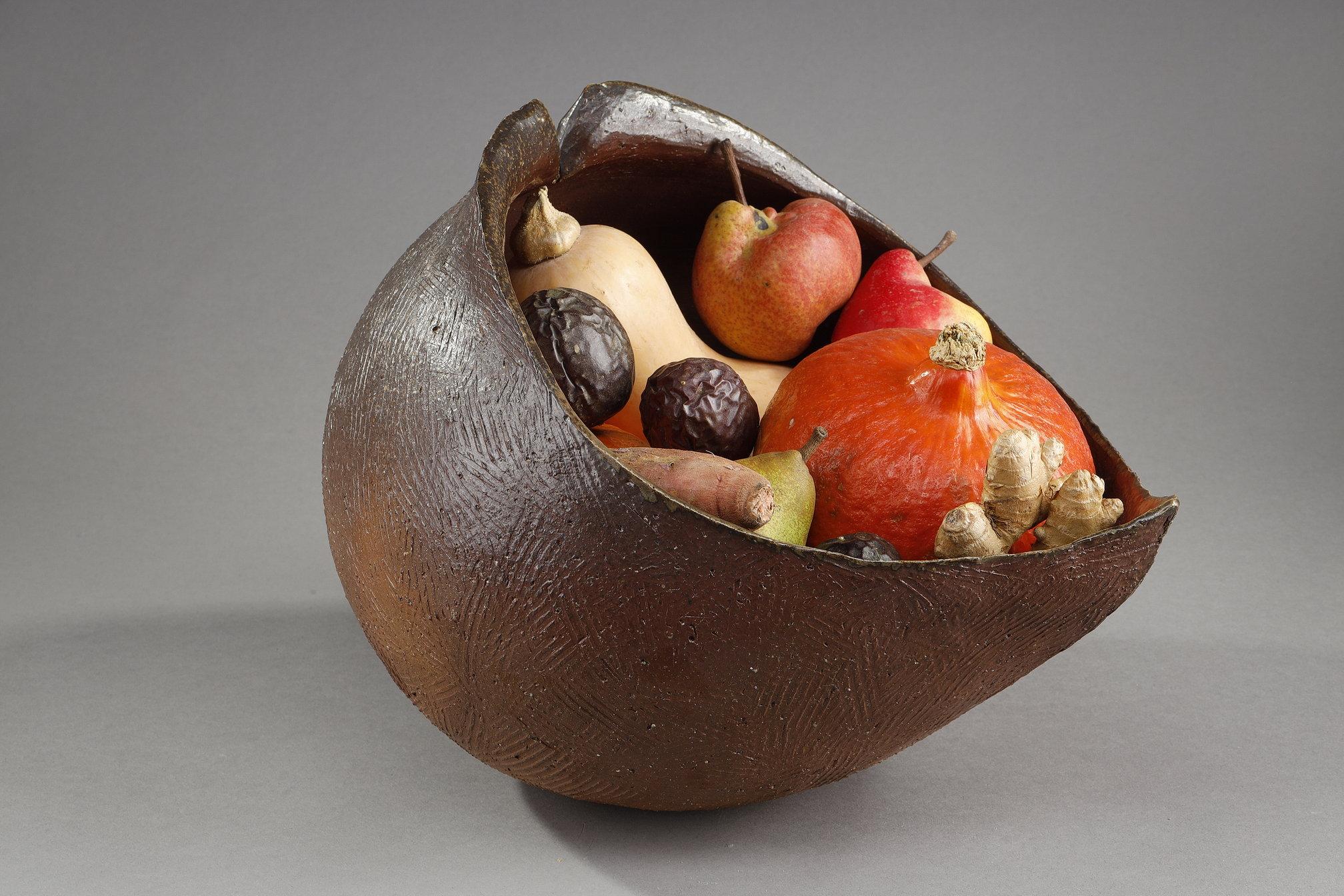 Großer japanischer Bassin aus Keramik (aus Bizen), von dem Künstler Mori Taiga im Angebot 9