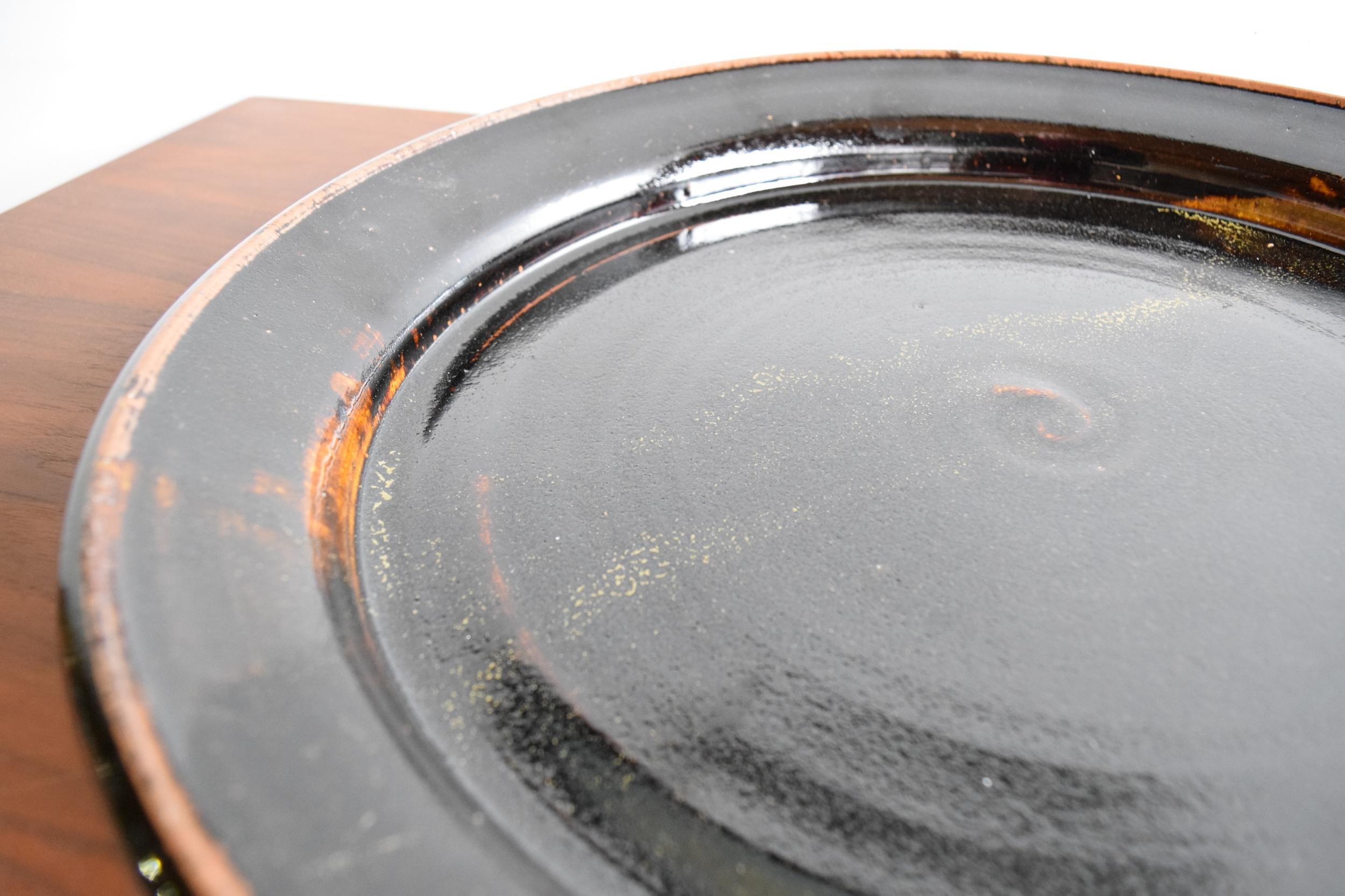 Mid-Century Modern Large Japanese Pottery Charger in the Manner of Shoji Hamada For Sale