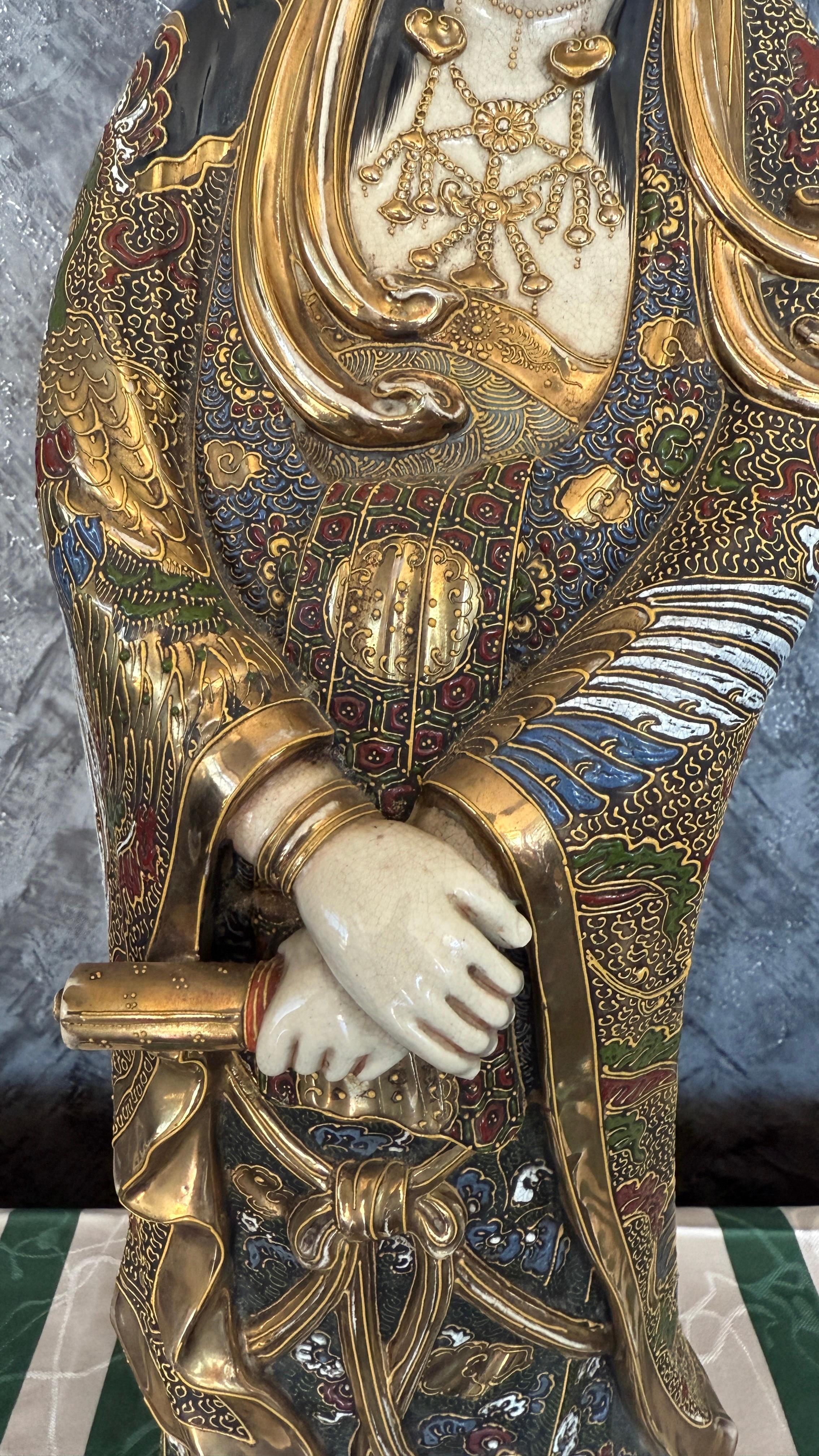Gran estatua japonesa Satsuma Guanyin Japonés en venta
