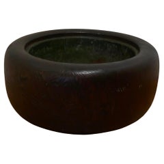 Grande braciere giapponese in legno scolpito con coperchio