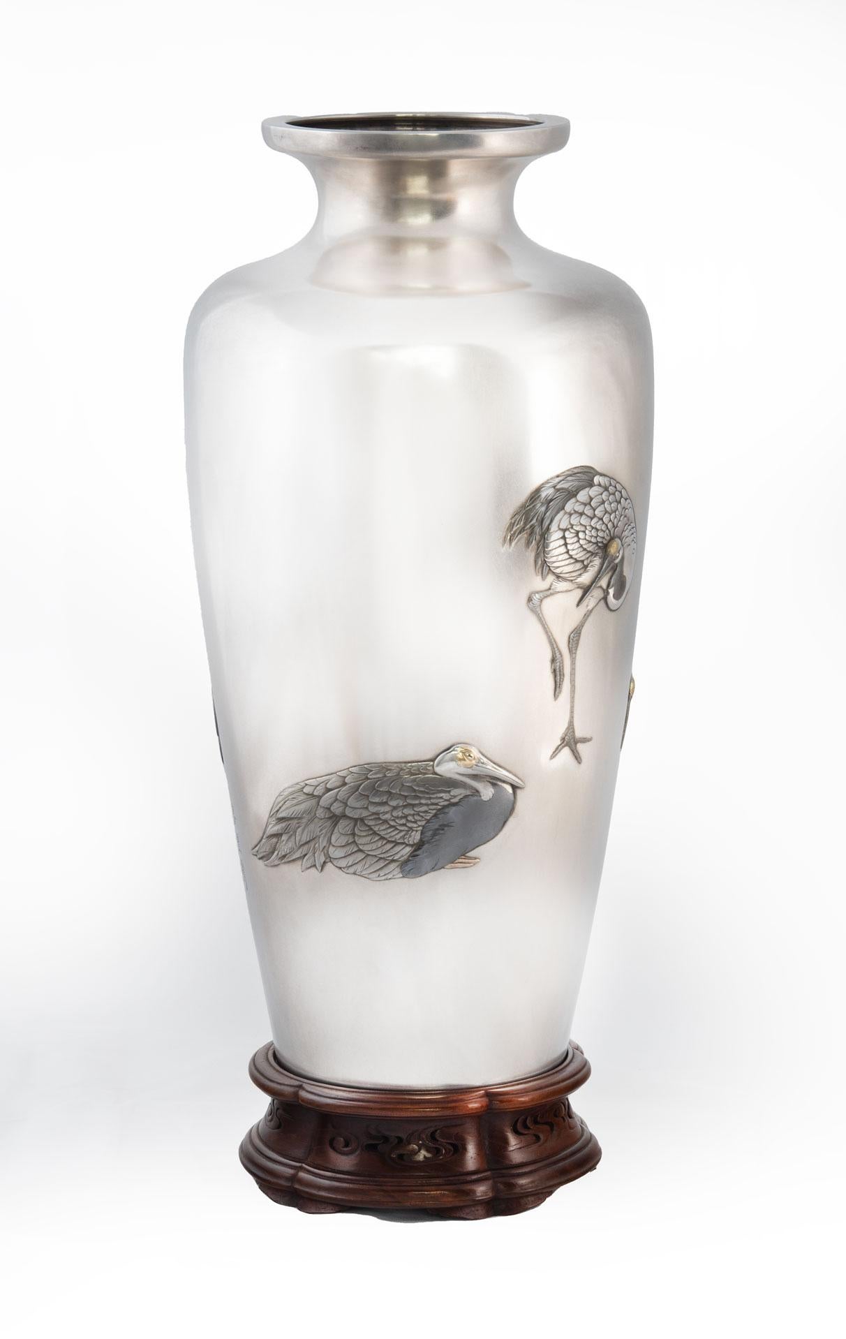 Grand vase japonais en argent et métal mélangé Bon état - En vente à Christchurch, GB