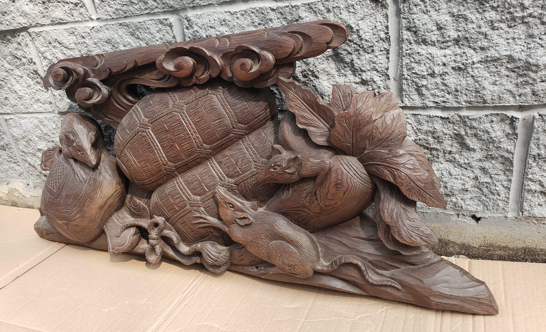 A Large realistic Japanese Stained Pine  Carving Scupture of Rodents And Baskets.
Measures 42.5