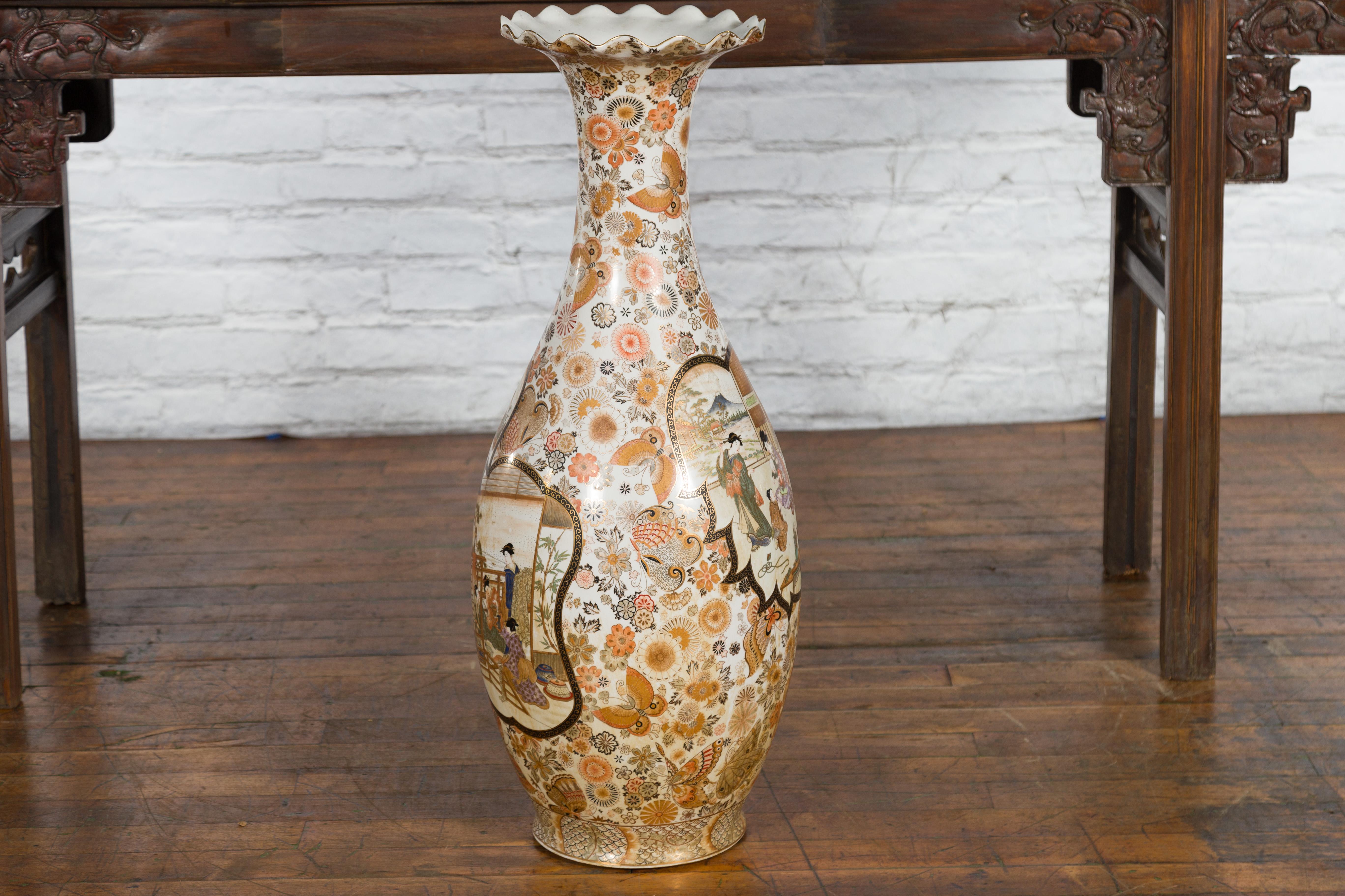 Large Japanese Vintage Kutani Style Scalloped Palace Vase with Court Scenes For Sale 6