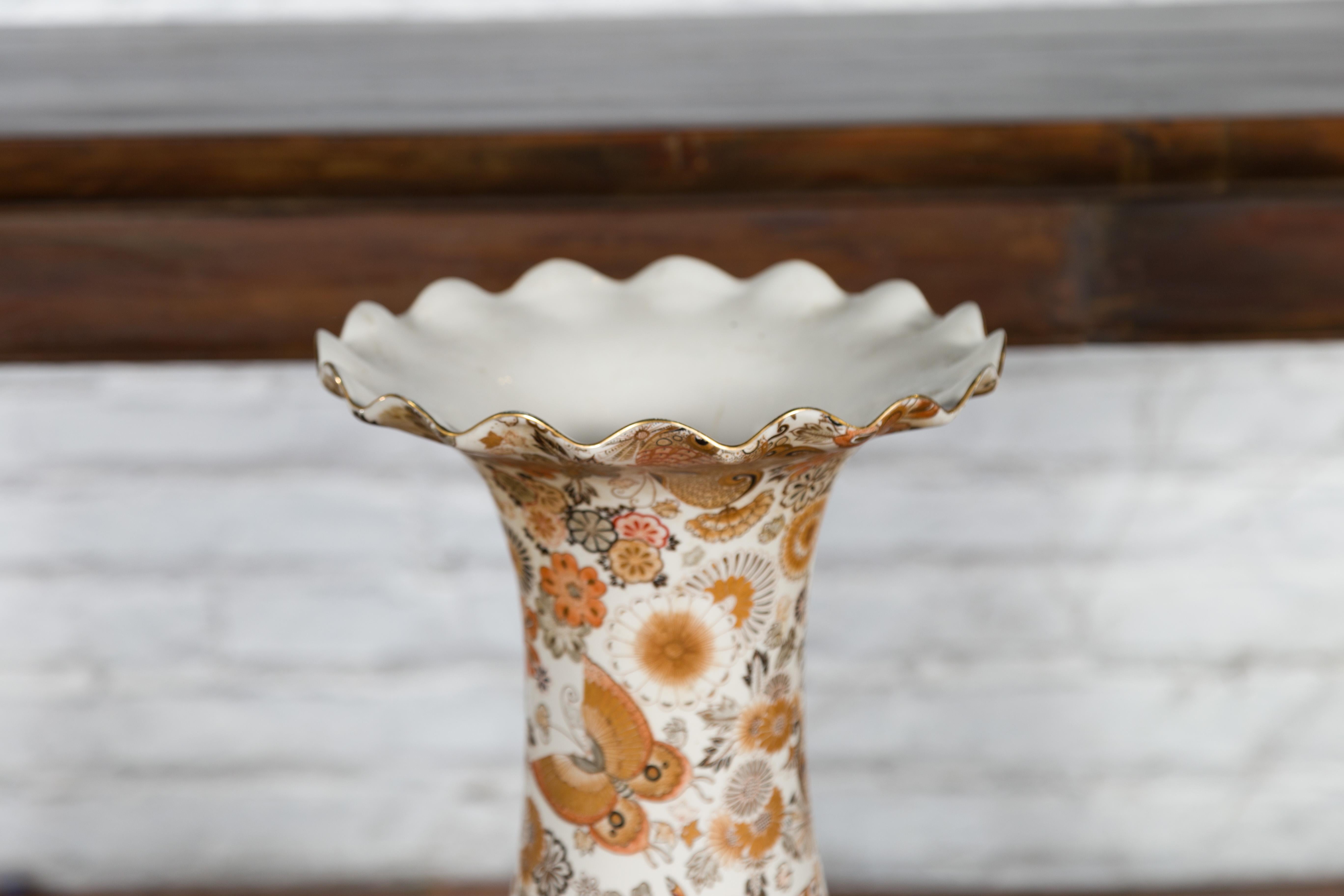 20th Century Large Japanese Vintage Kutani Style Scalloped Palace Vase with Court Scenes For Sale