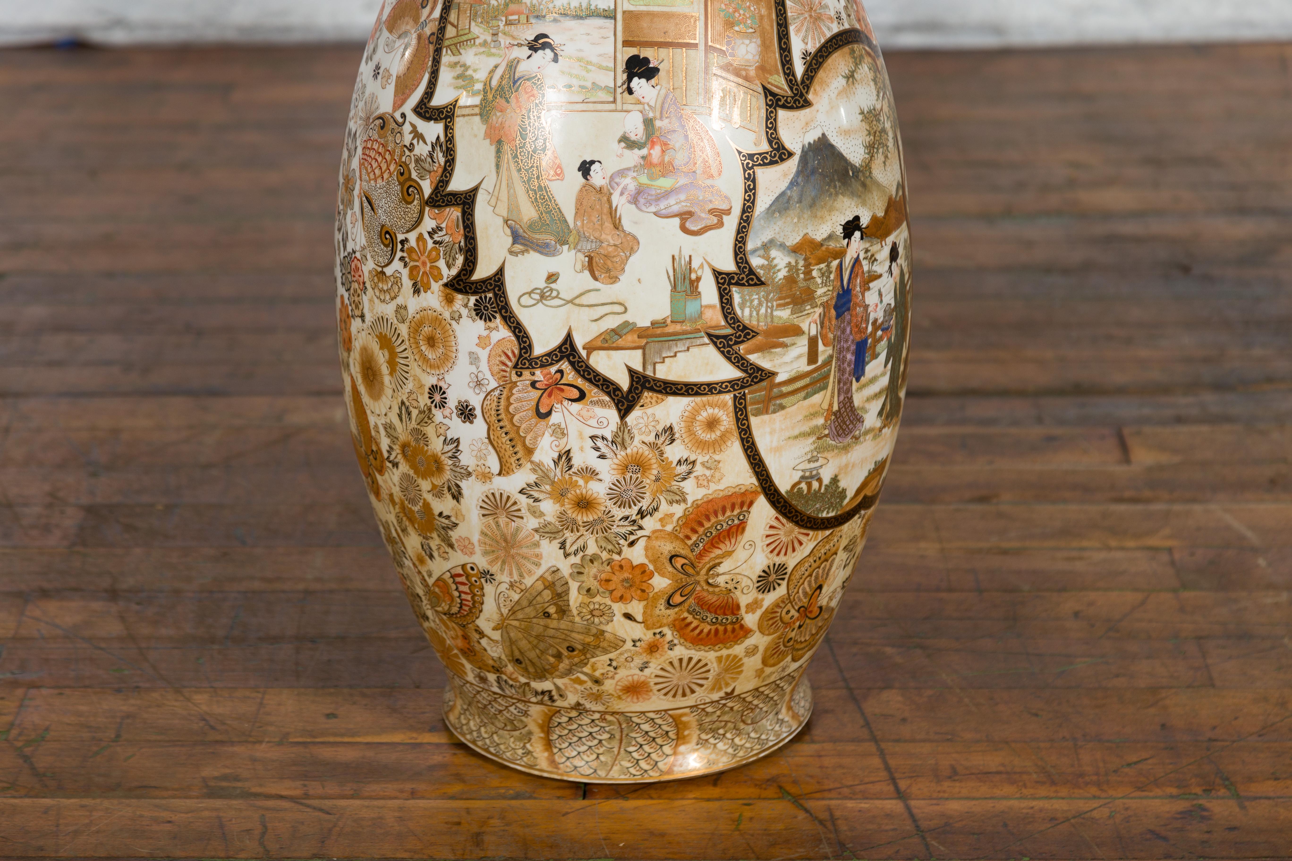 Large Japanese Vintage Kutani Style Scalloped Palace Vase with Court Scenes For Sale 2