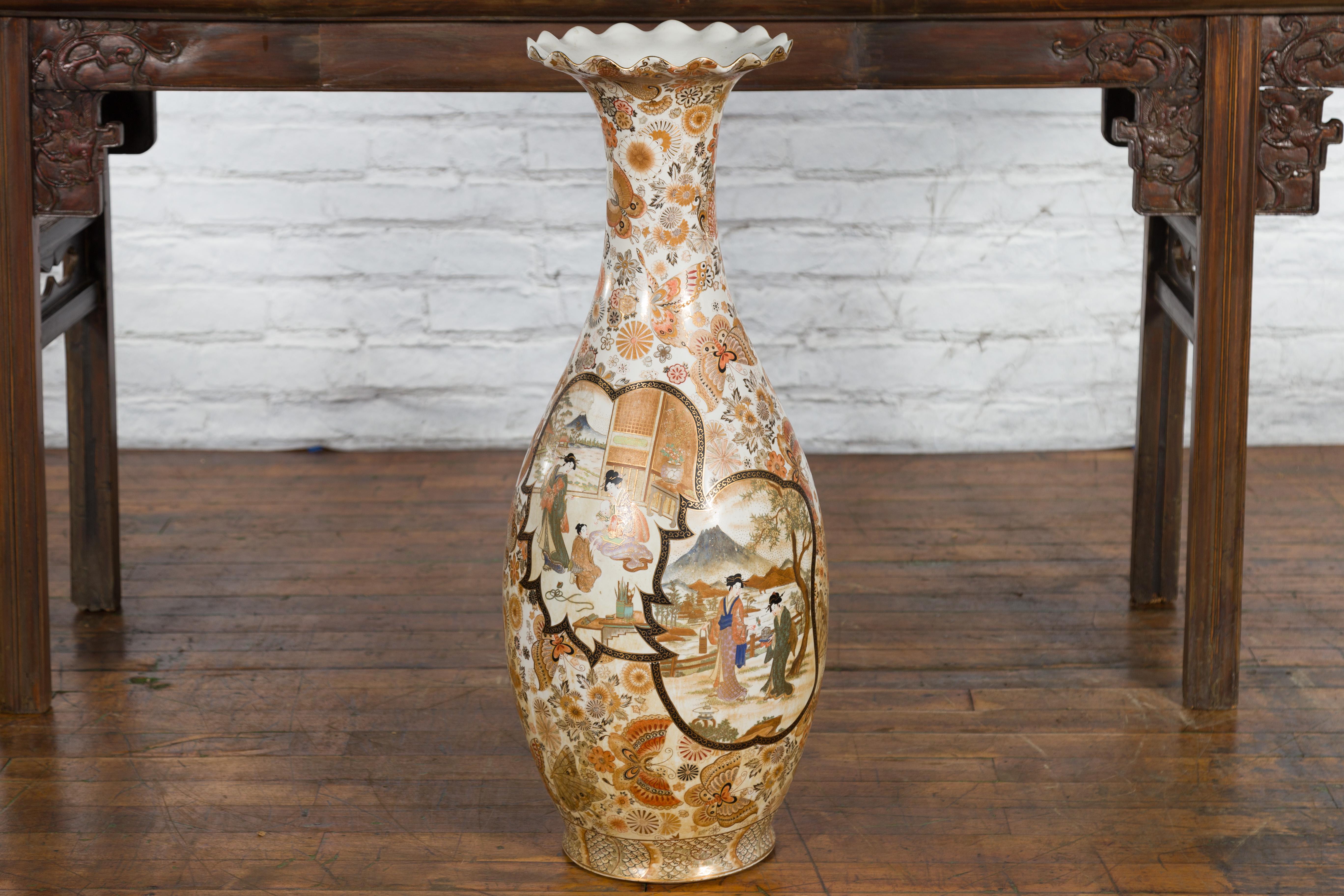 Large Japanese Vintage Kutani Style Scalloped Palace Vase with Court Scenes For Sale 3