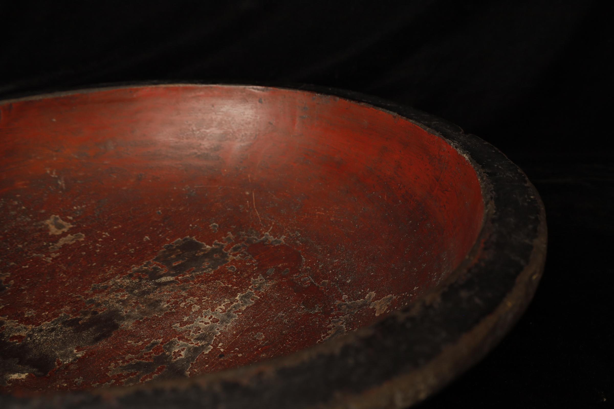 Large Japanese Wooden Kneading Bowl with Red Lacquer Interior 1