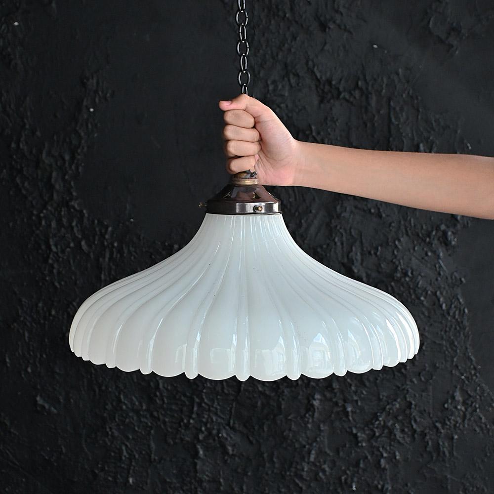 Large Jefferson Milk Glass English Shade
A larger that usual example of an early 20th century milk glass English Jefferson light shade. A rewired example for UK power output of 240v. 
Size in inches approx.: H 10” x W 16” x D 16”
Origin: English