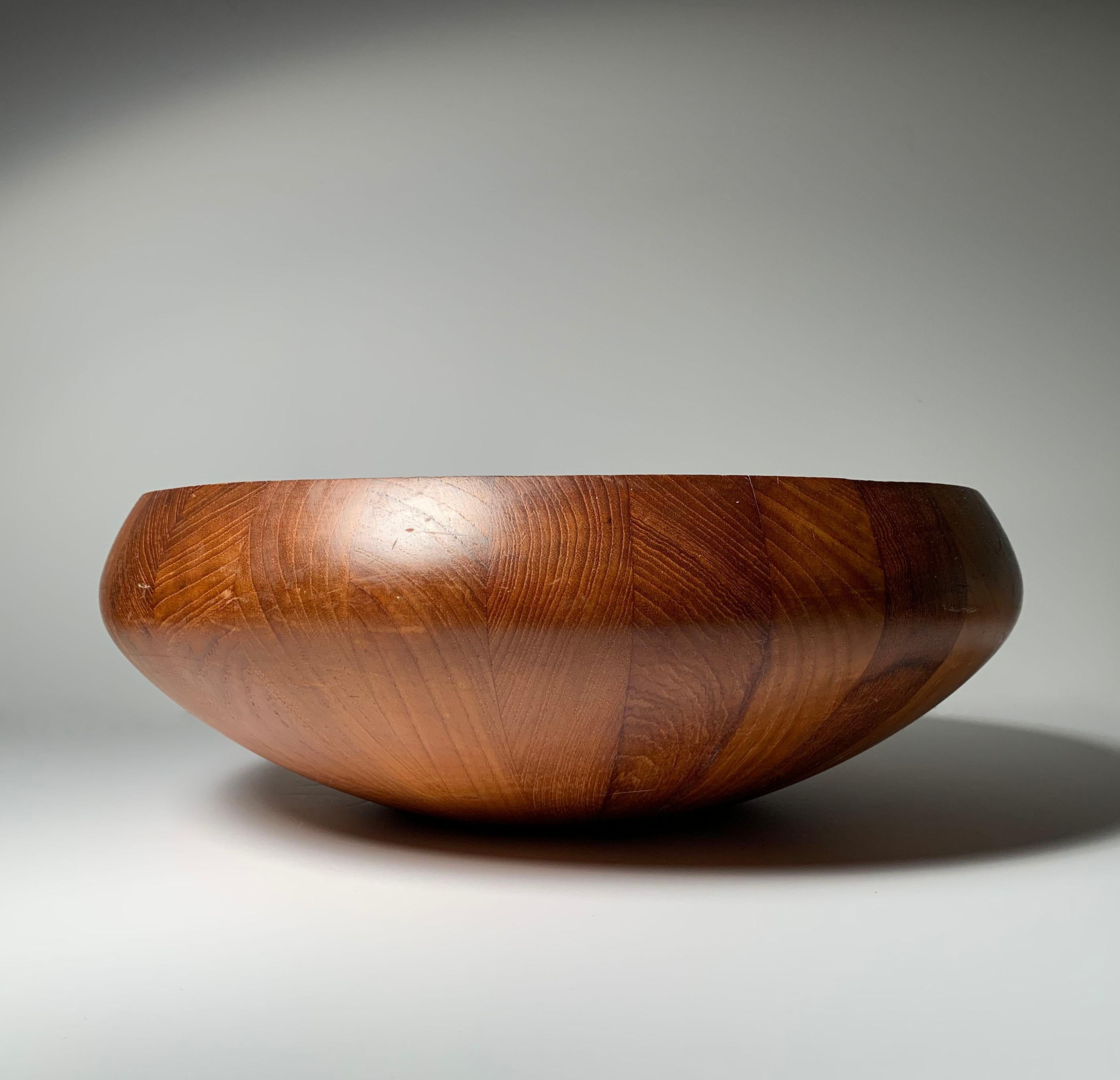 Mid-Century Modern Large Jens Quistgaard Teak Bowl for Dansk DENMARK For Sale