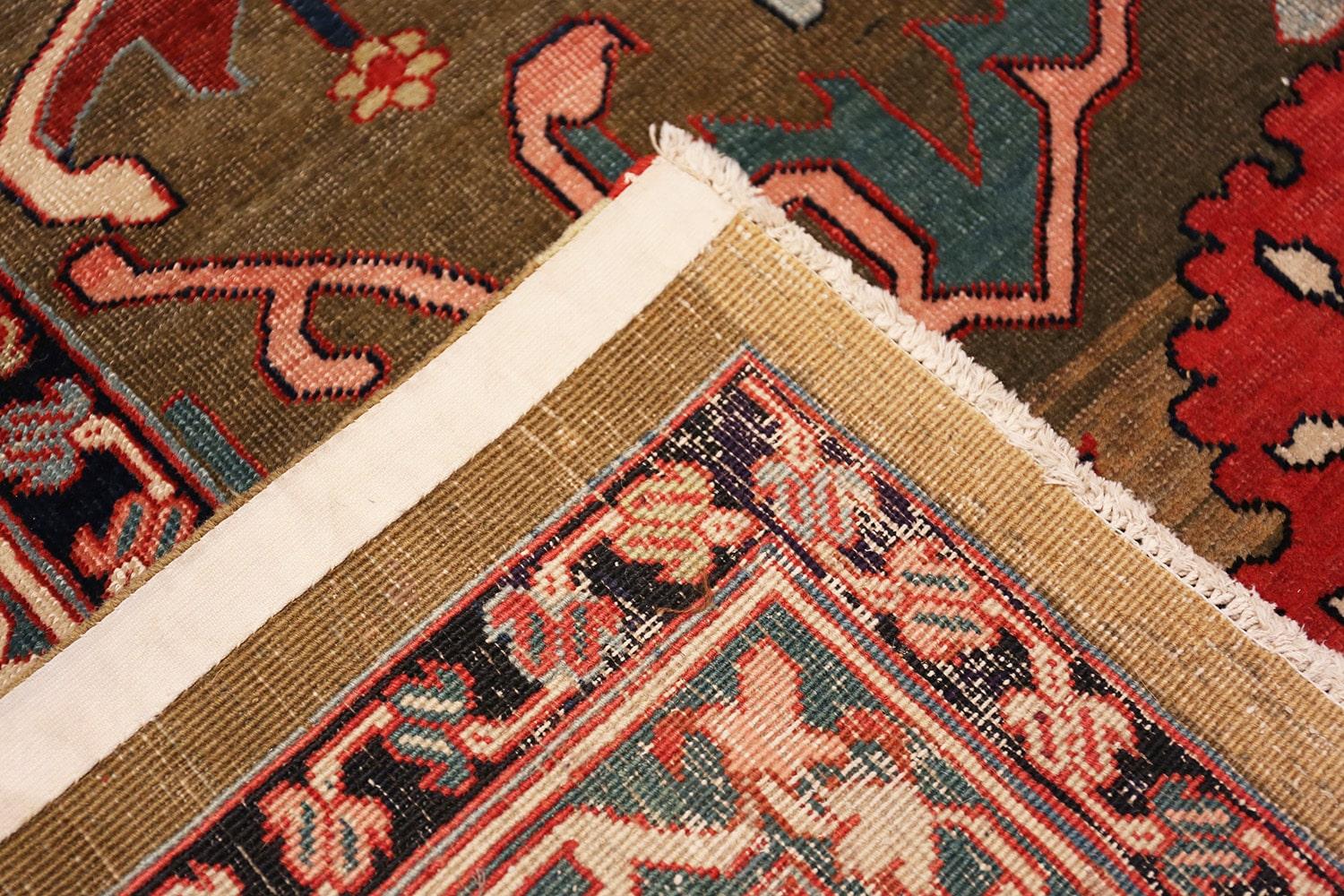 Antique Persian Heriz Serapi Carpet. Size: 12' 6