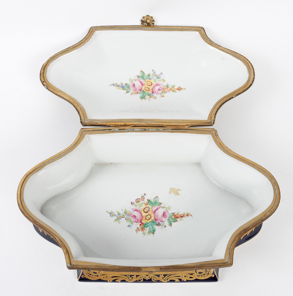 French Large Jewellery Box in the Taste of Sèvres, 19th Century.