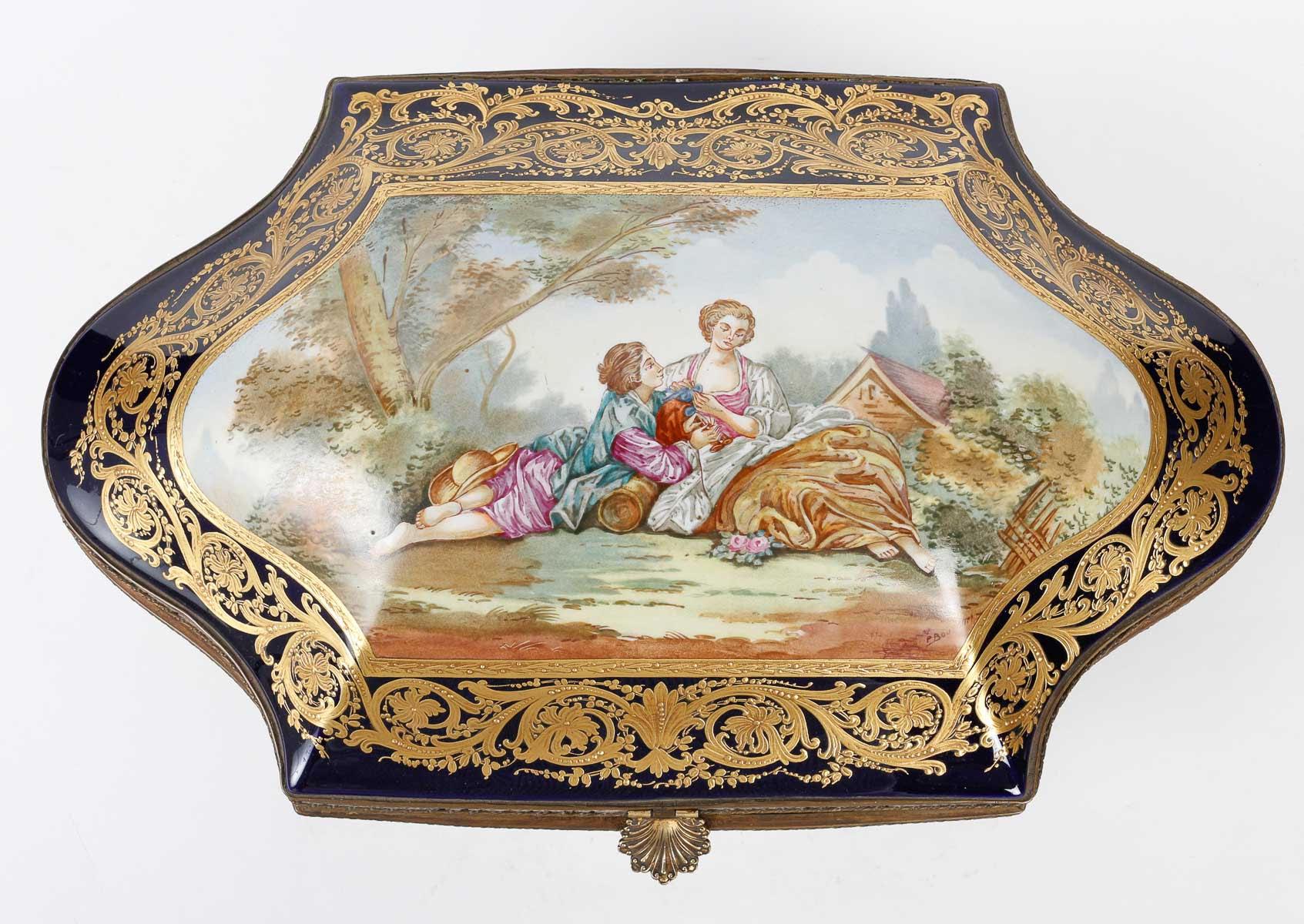 Gilt Large Jewellery Box in the Taste of Sèvres, 19th Century.