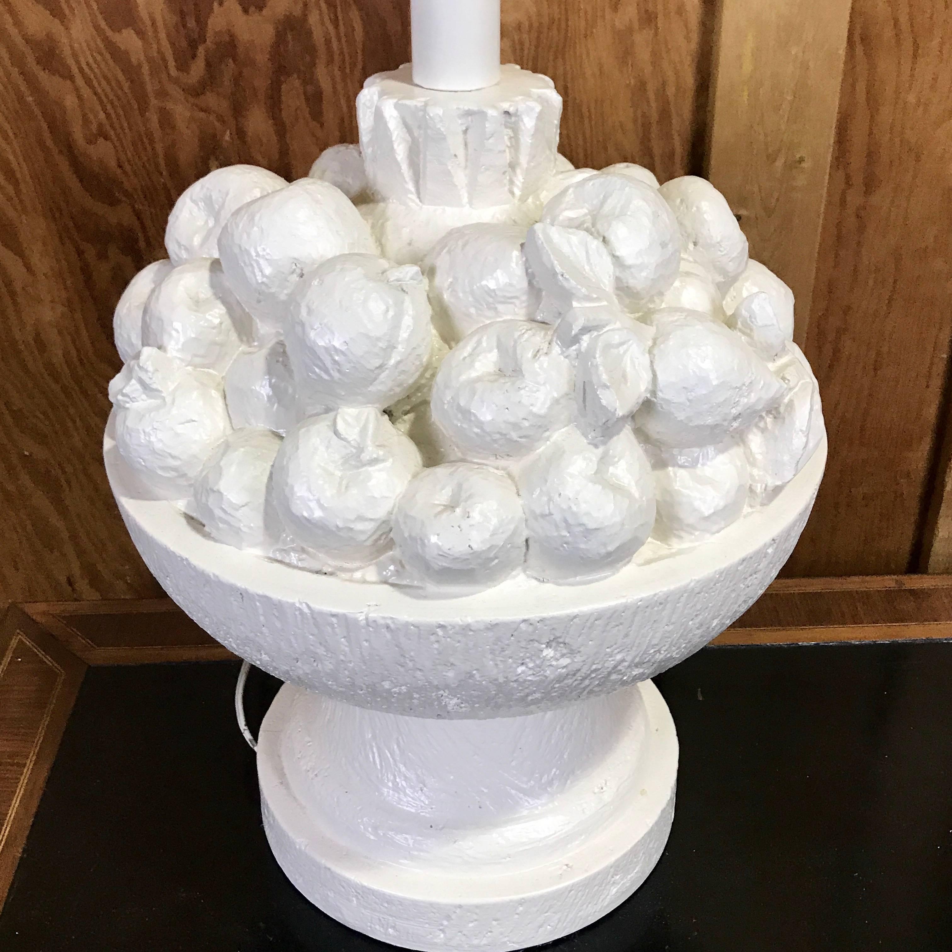 Lámpara de frutas en forma de cuenco estilo John Dickenson, de Casual Lamps, 1994 Lacado en venta