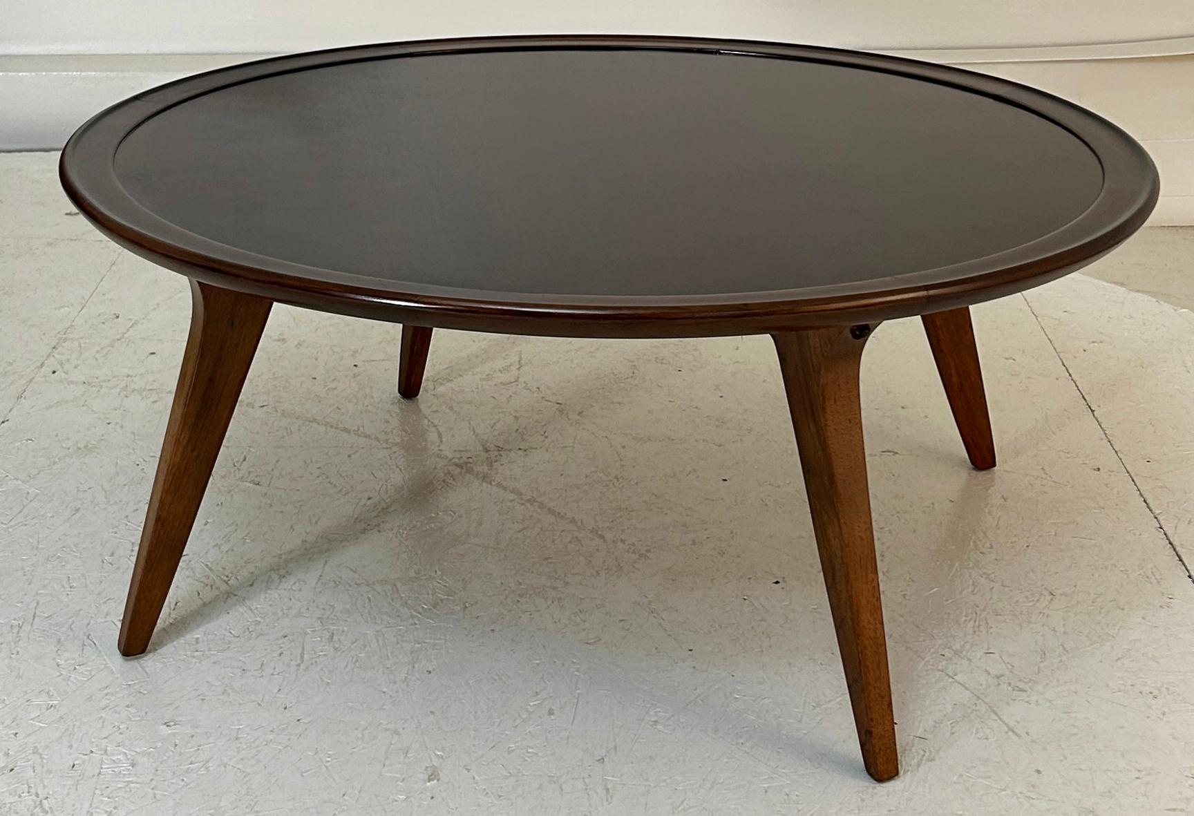 Grande table basse en noyer de 38