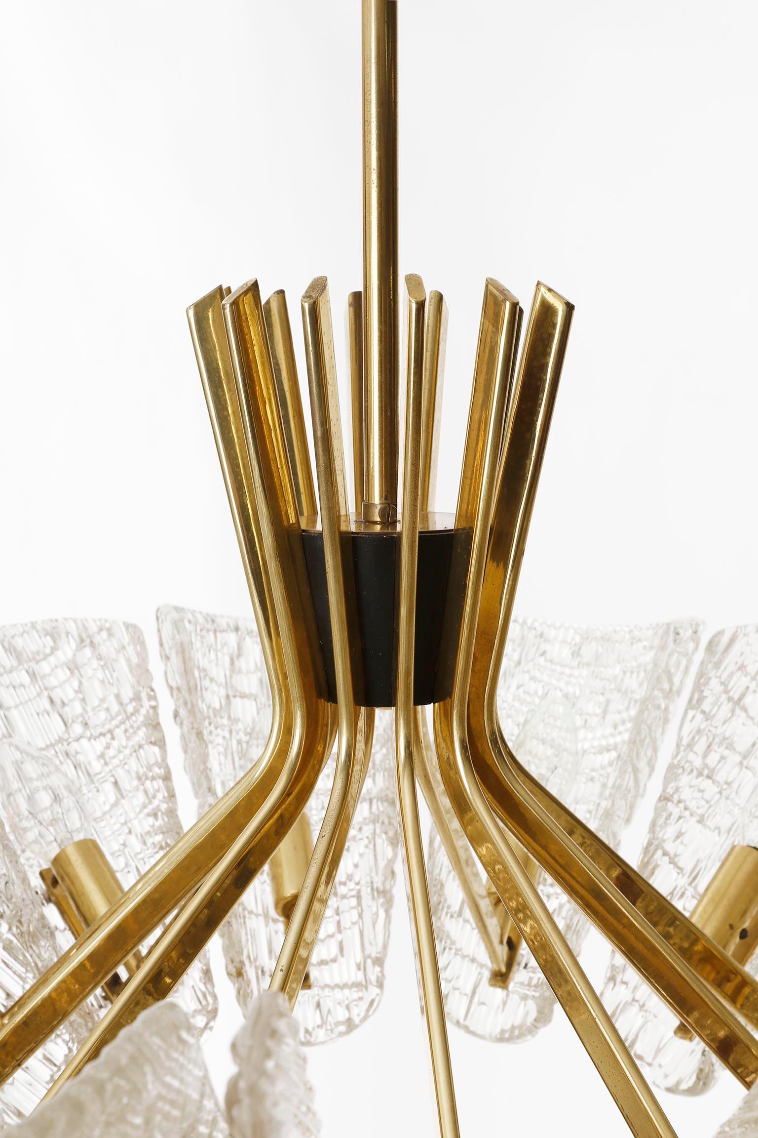 Large J.T. Kalmar Chandelier, Brass Textured Glass, Mid-Century Modern, 1950s For Sale 1