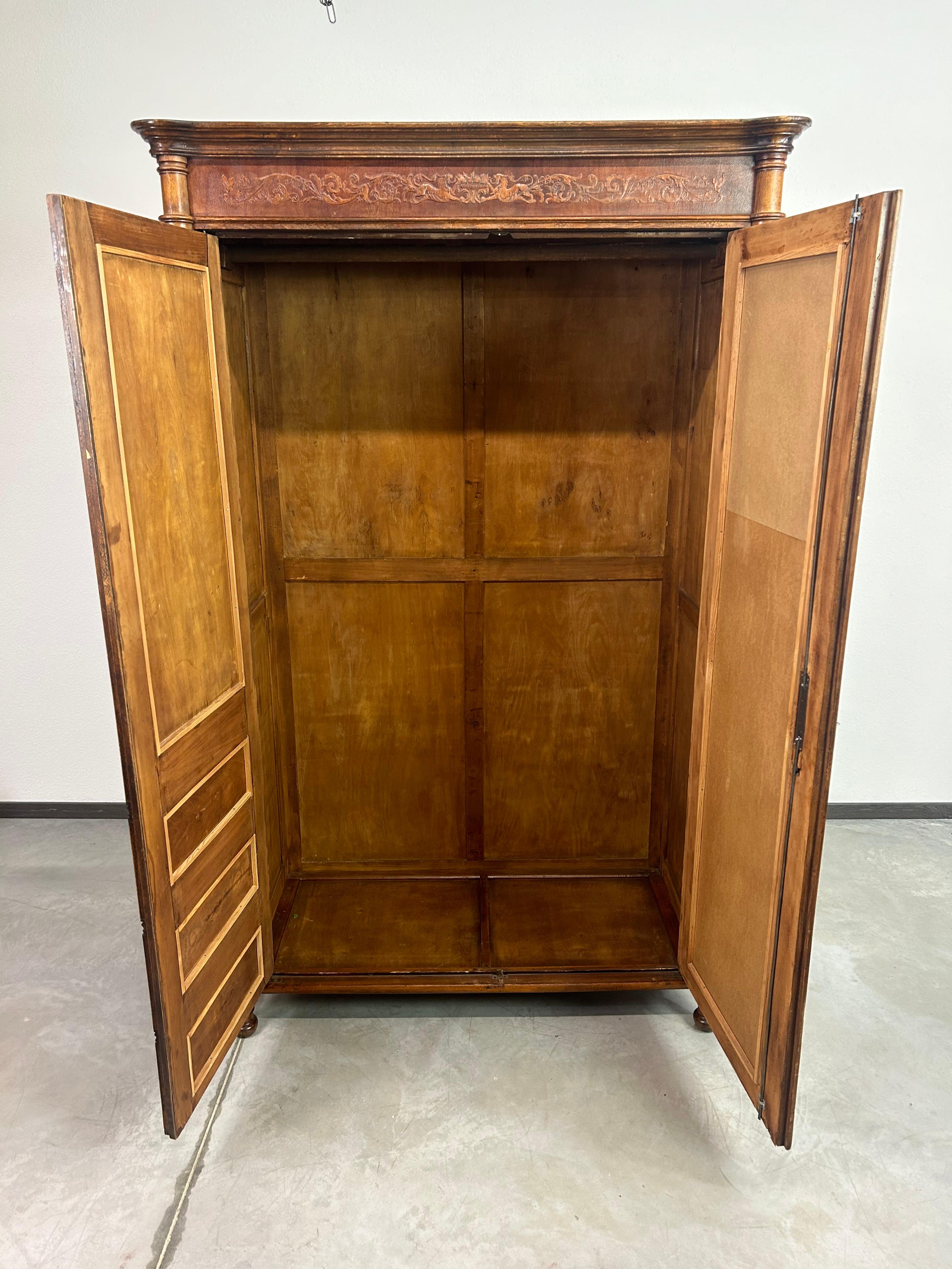 Grande garde-robe jugendstil de J&J Kohn 4
