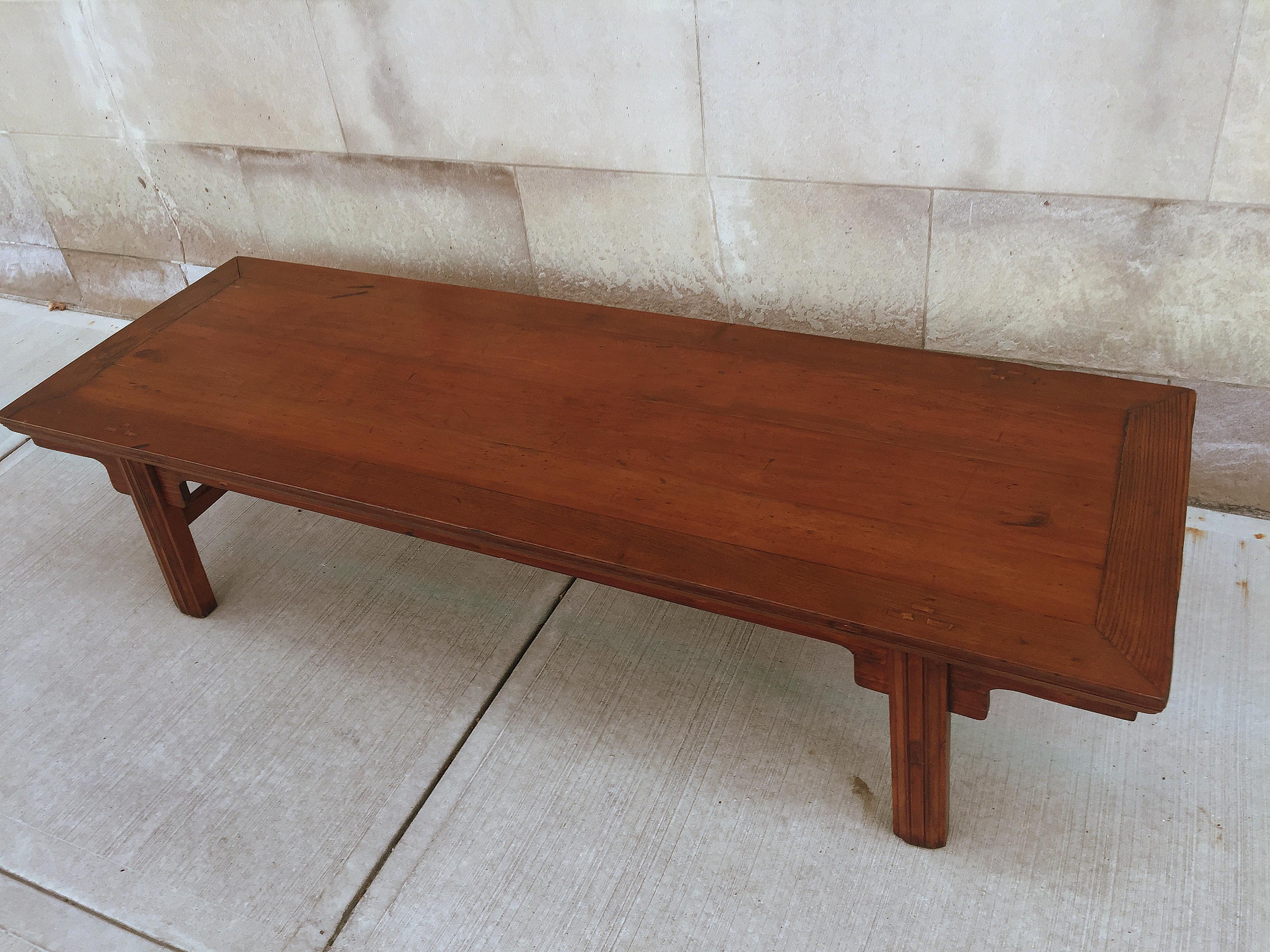 Großer niedriger Tisch aus Jumu-Holz im Angebot 5