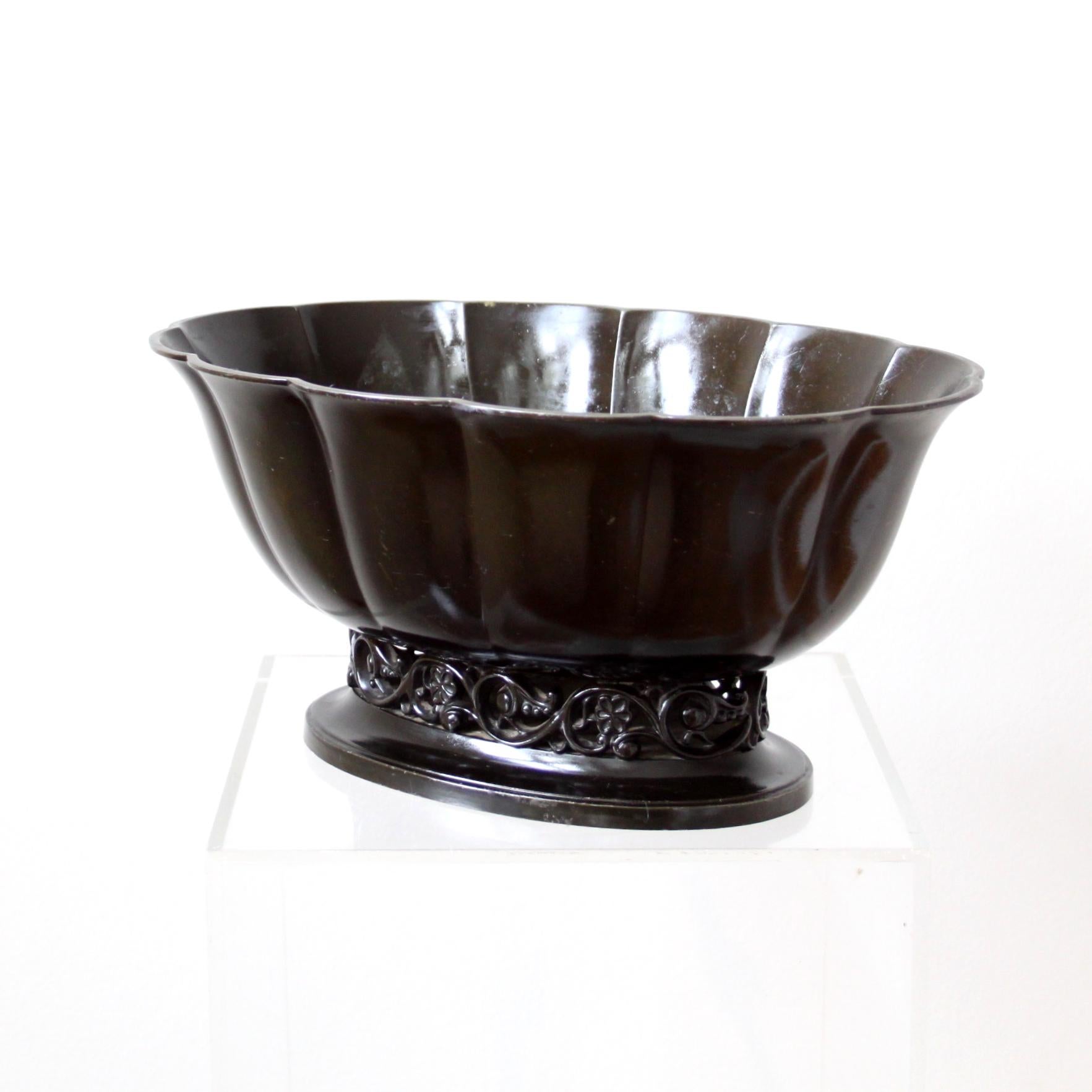 Große Just Andersen Jardinière Modell 164, Dänemark, 1920er Jahre im Angebot 1