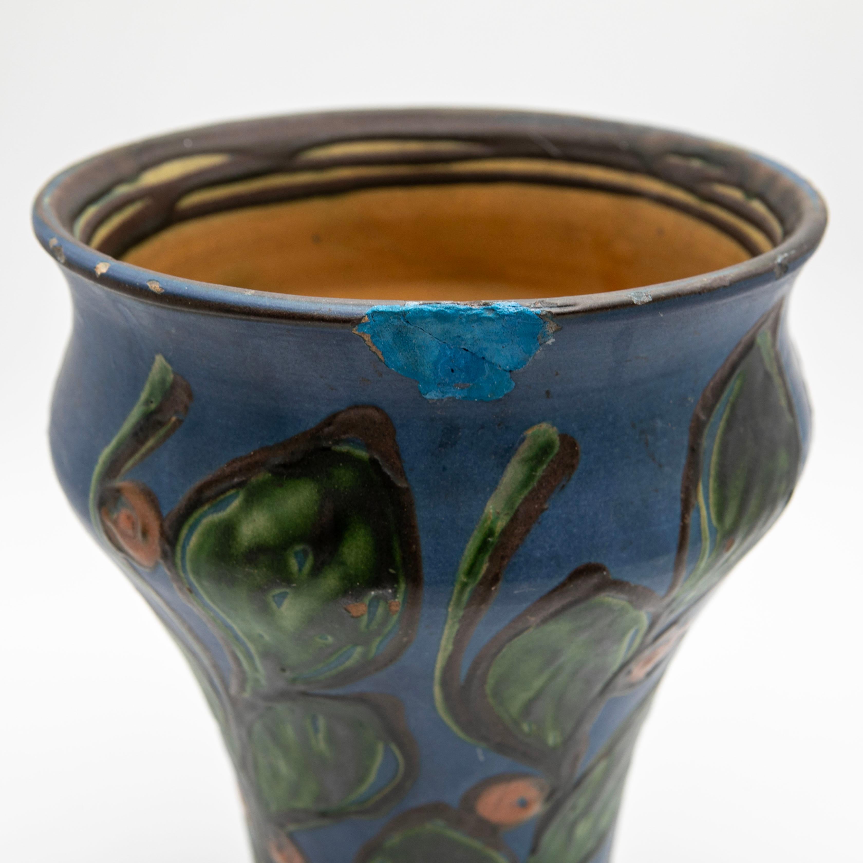 Moderno Grande vaso in ceramica Kähler con decorazione in corno di mucca, firmato HAK in vendita