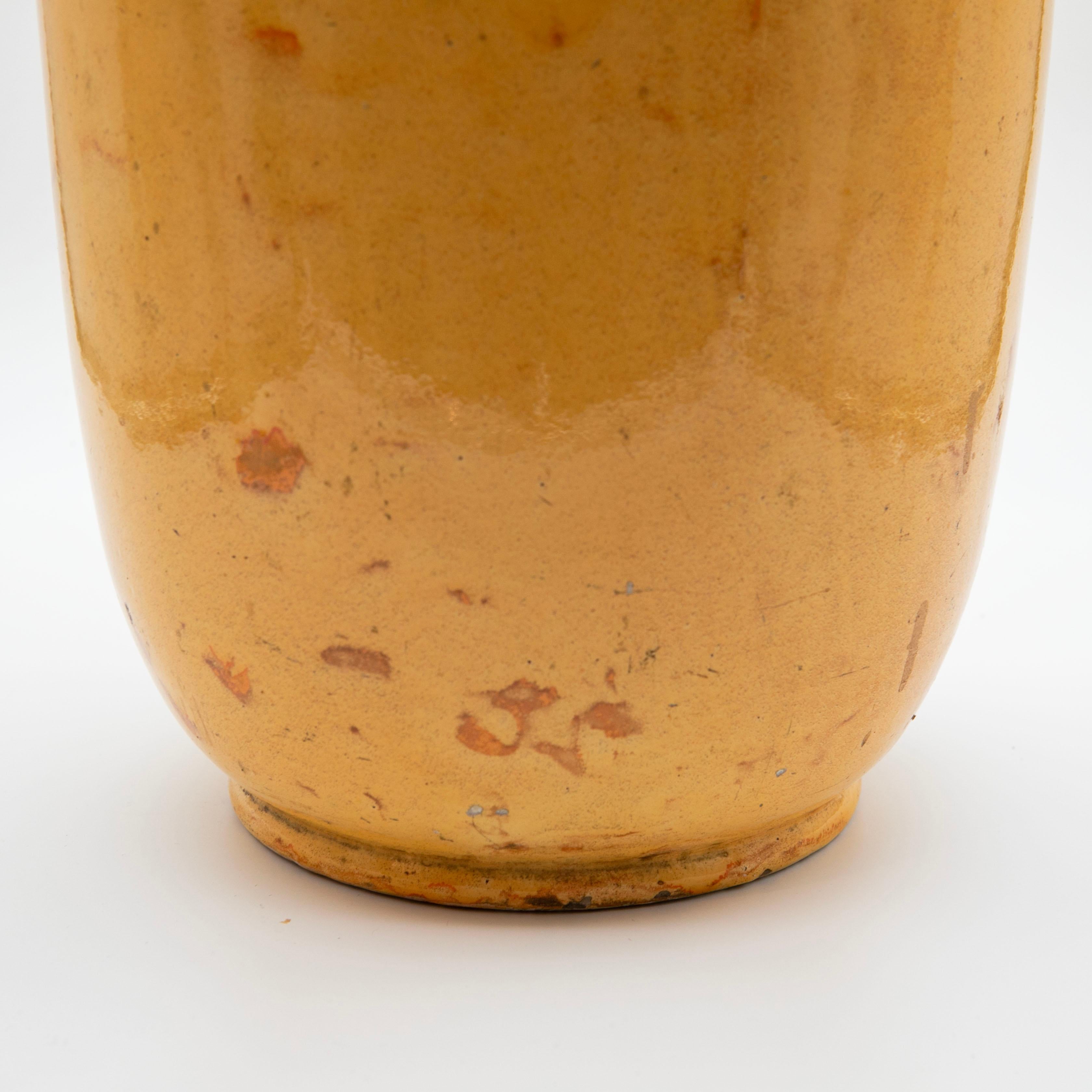 Smaltato Grande vaso da terra Kähler con smalto giallo in vendita