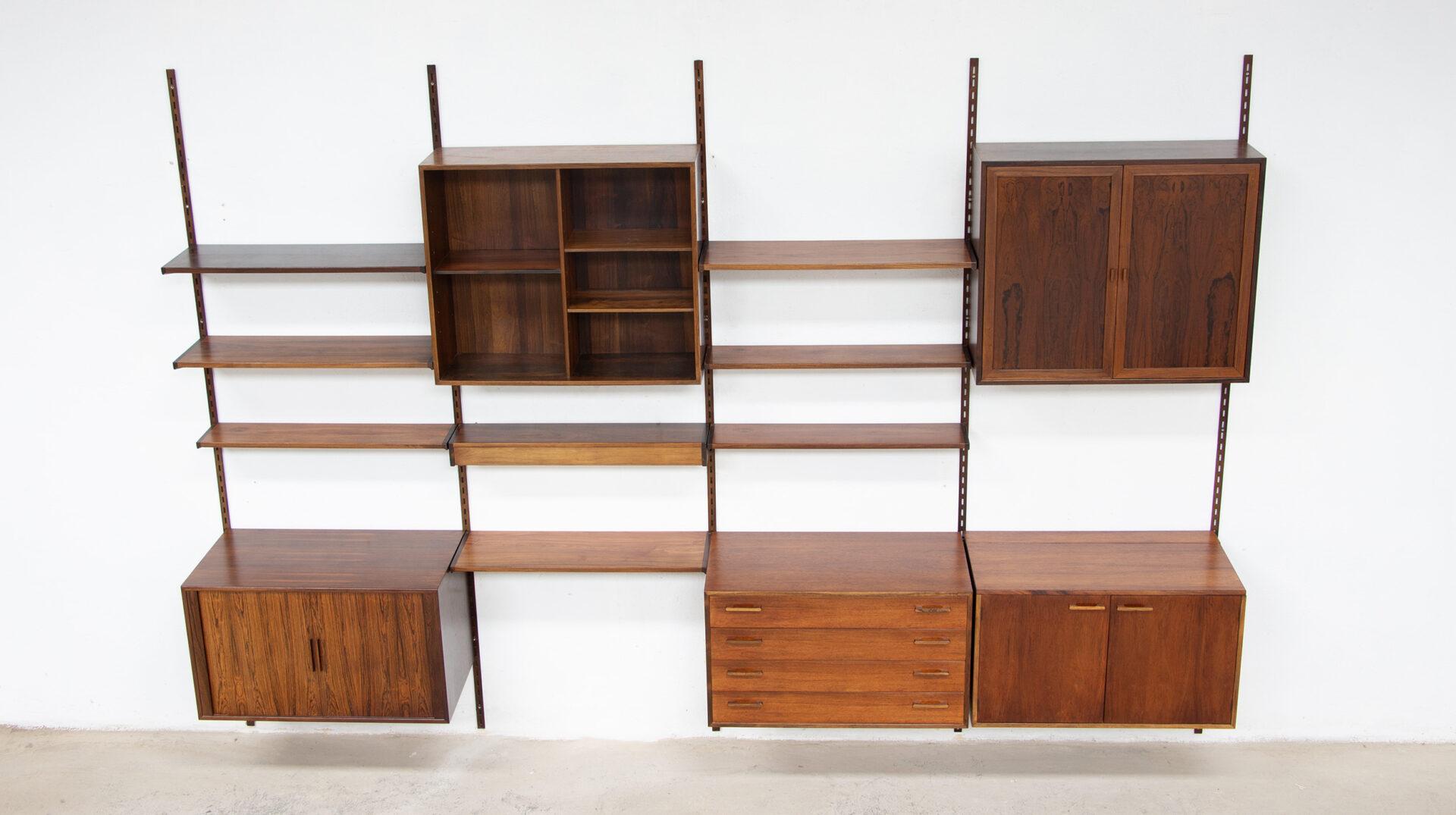 Grande bibliothèque en bois de rose Kai Kristiansen par FM furniture, 1960's en vente 1