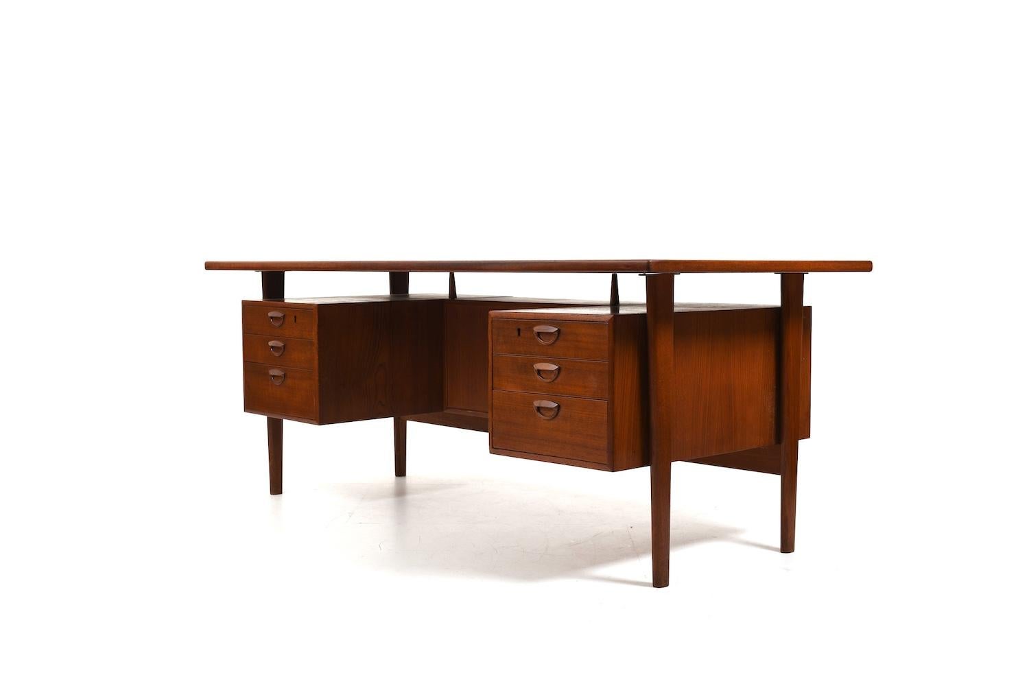 Large Kai Kristiansen Teak Desk Model FM60 1960s In Good Condition In Handewitt, DE