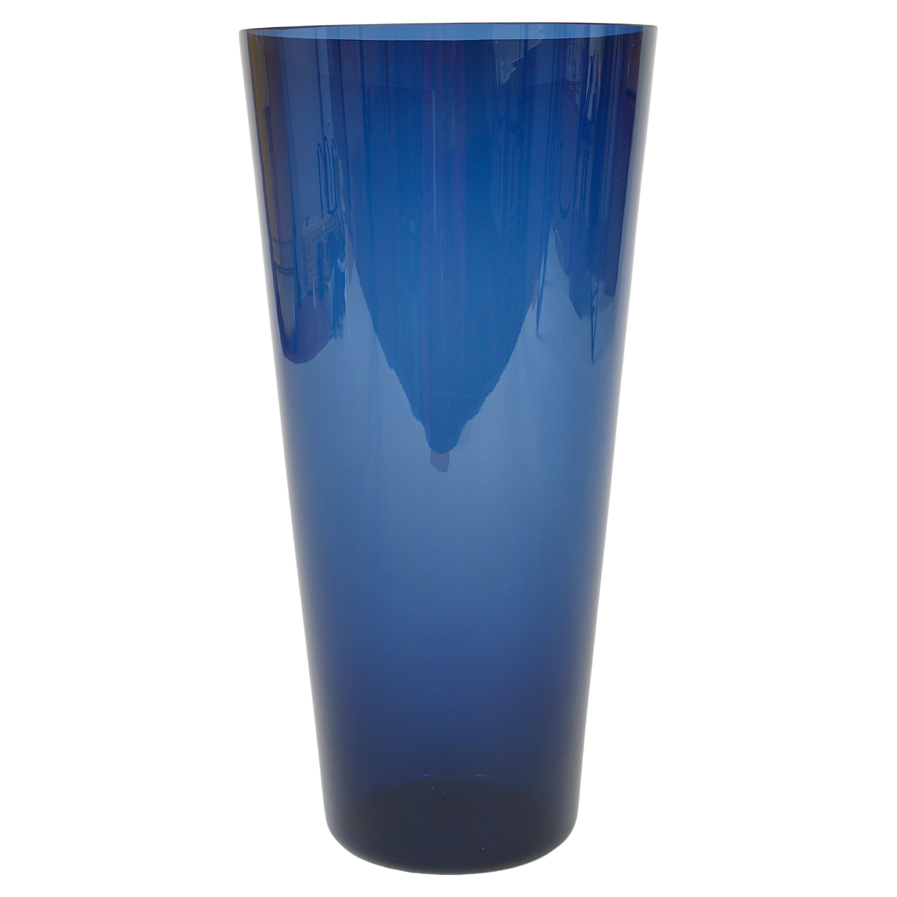 Large Kaj Franck Blue Midcentury Vase Kartio by Nuutajarvi Nottsjo Finland For Sale