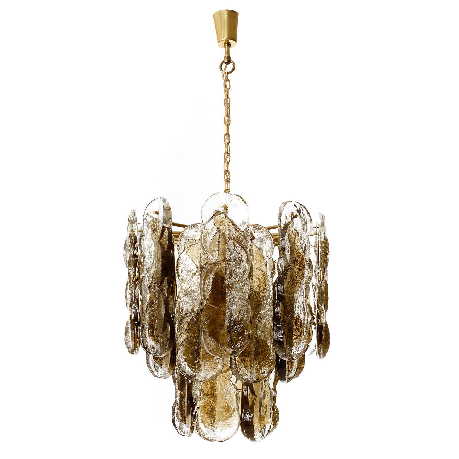 A large and gorgeous chandelier model 'Citrus' by Austrian light maker J.T. Kalmar, manufactured in midcentury, circa 1970 (late 1960s or early 1970s). The light is documented in the Kalmar catalogue from the 1970s.
24 large bi-colored (clear and