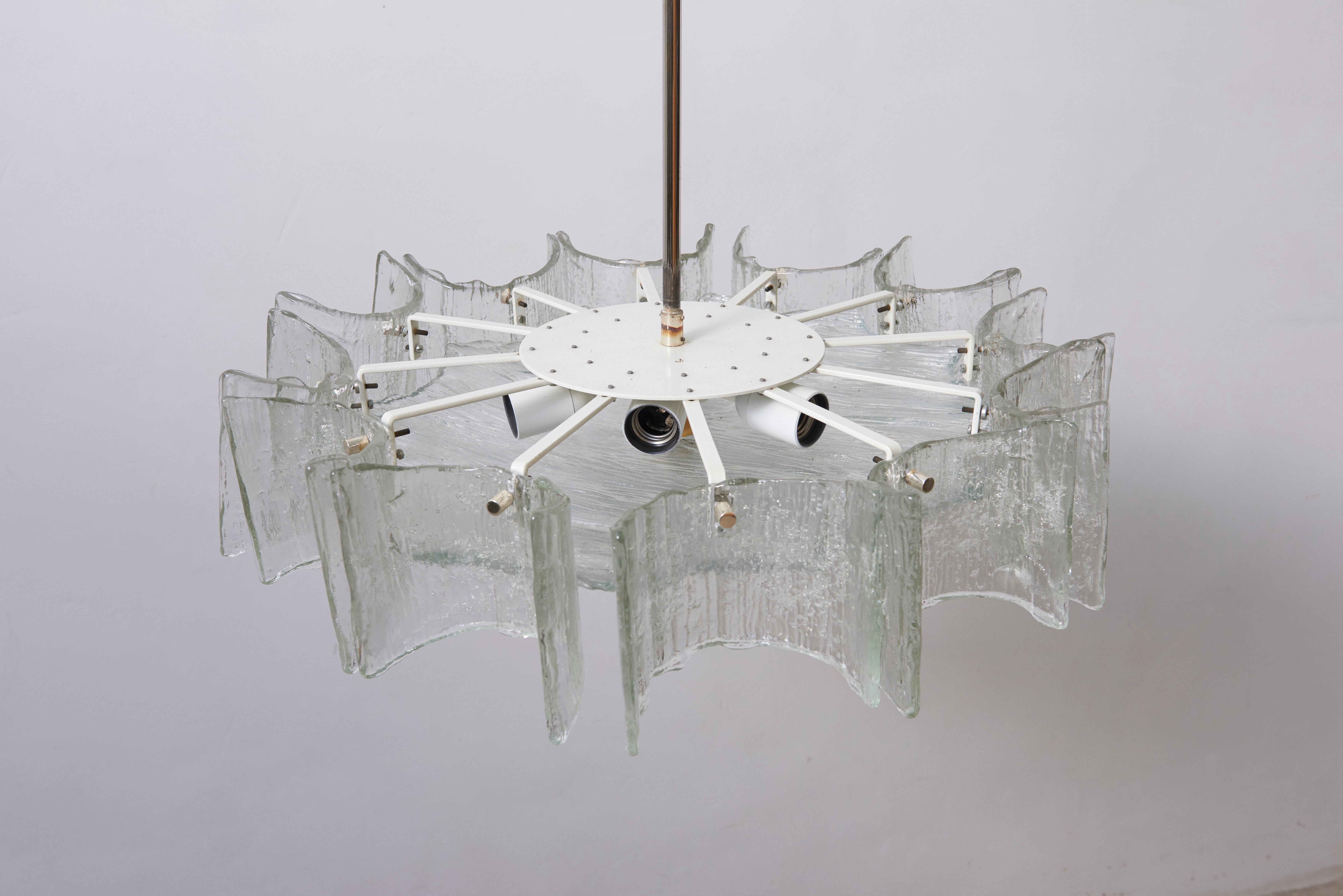 Hand-Crafted Mid-Century Modern Large Kalmar Clear Iced Glass Chandelier, 1960s