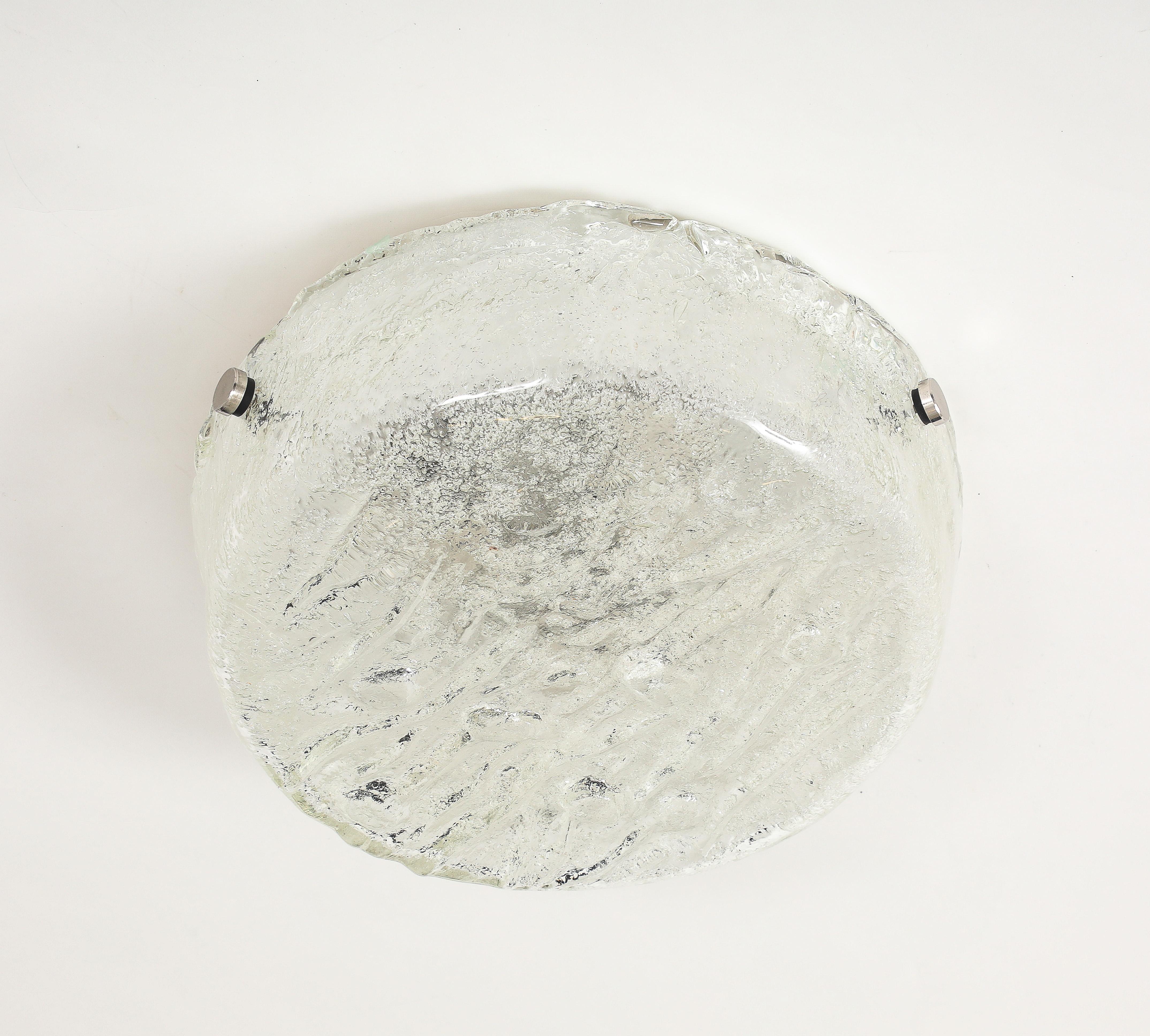 Grand lampadaire en verre Kalmar Ice en vente 1