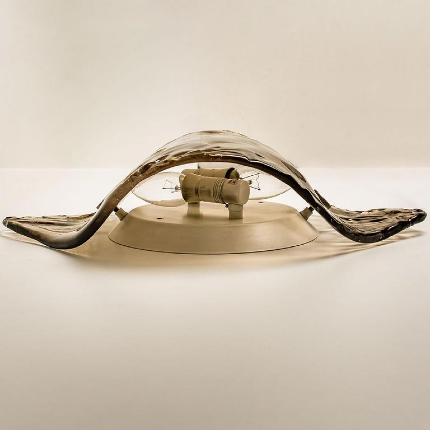 Große Kalmar Murano-Rauchglas-Wandleuchten oder Wandleuchten, 1970er Jahre (Stahl) im Angebot
