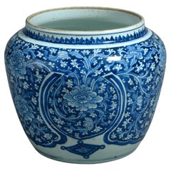 Großes blau-weißes Kangxi-Krug