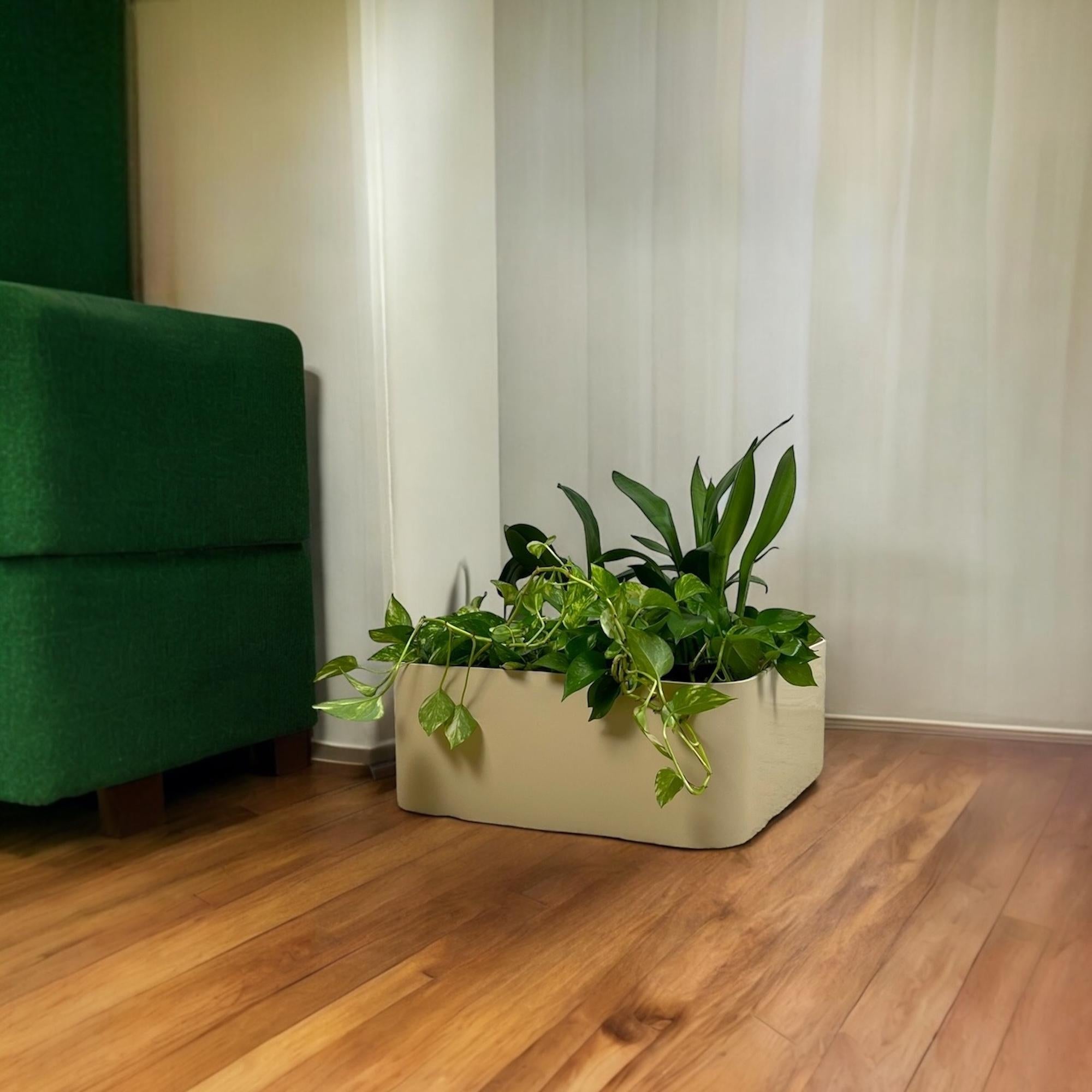Large Kartell Planter Container 4682  from Anna Castelli, 1960s For Sale 1