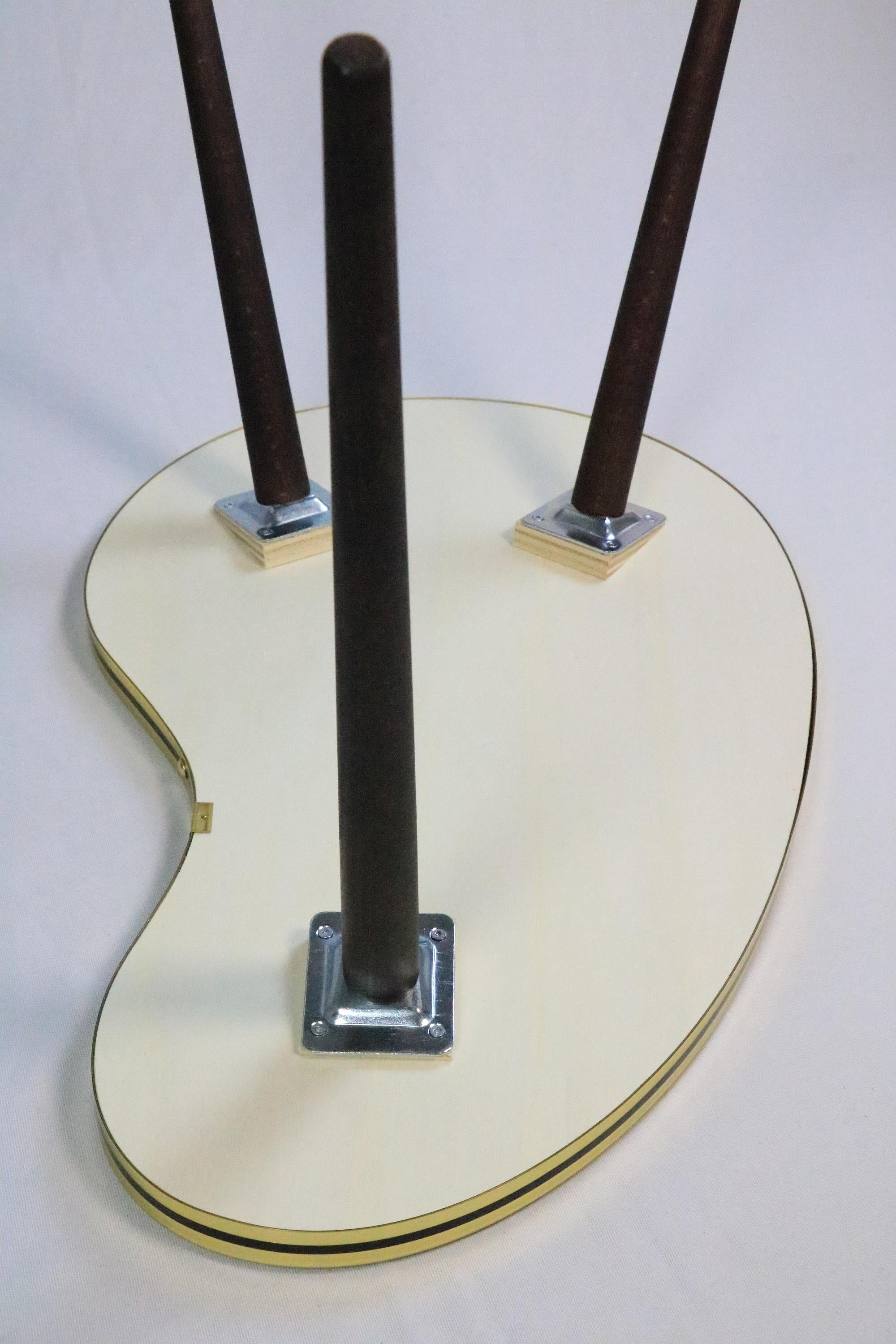 Large Kidney Shaped Side Table, vintage 50s inspired, Geometric Pattern For Sale 4