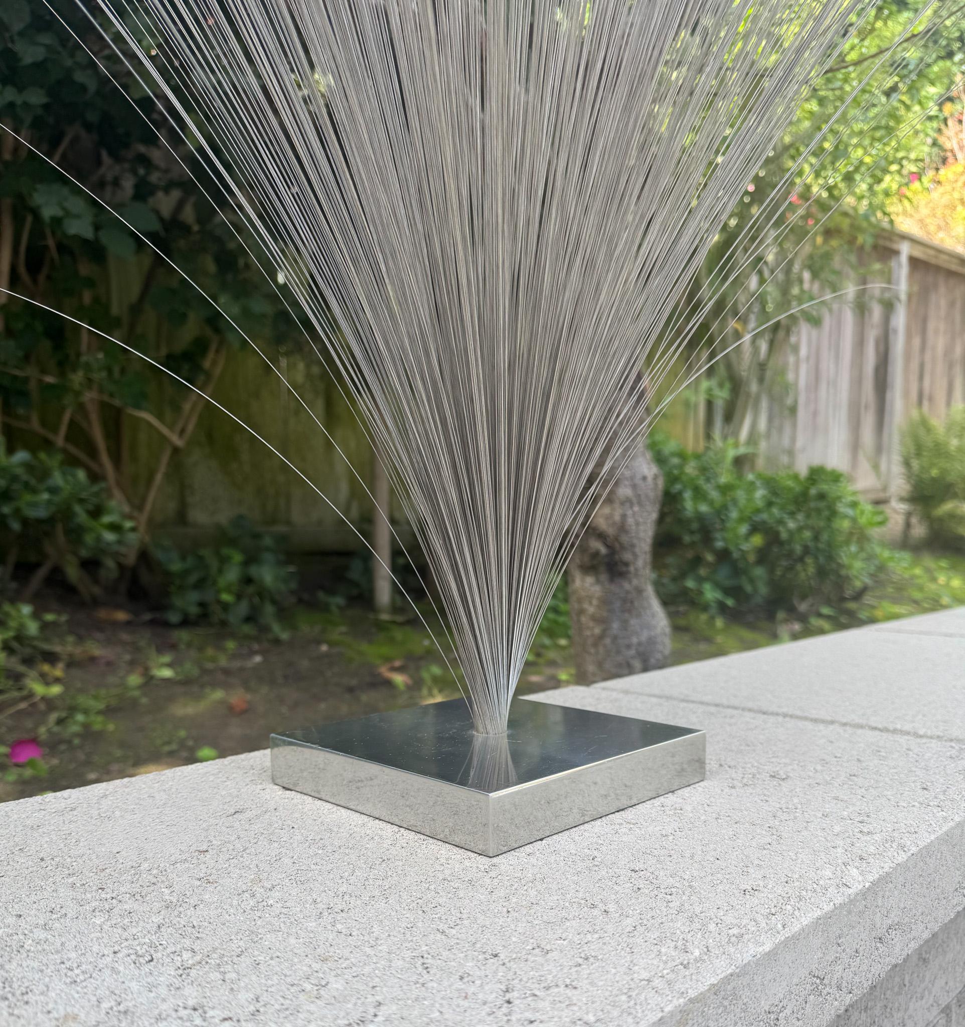 Large Kinetic Spray Sculpture in the style of Harry Bertoia, c.1970 For Sale 4