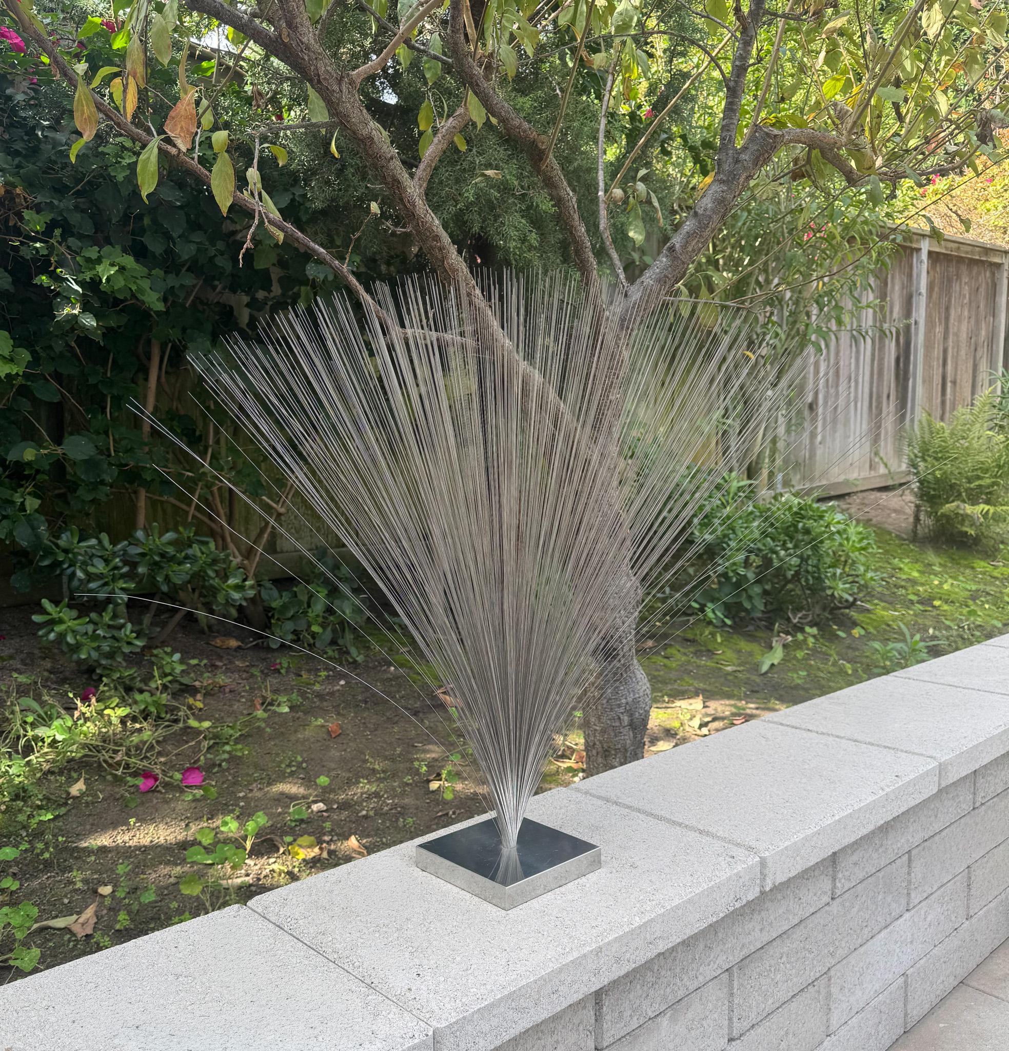 Mid-Century Modern Large Kinetic Spray Sculpture in the style of Harry Bertoia, c.1970 For Sale