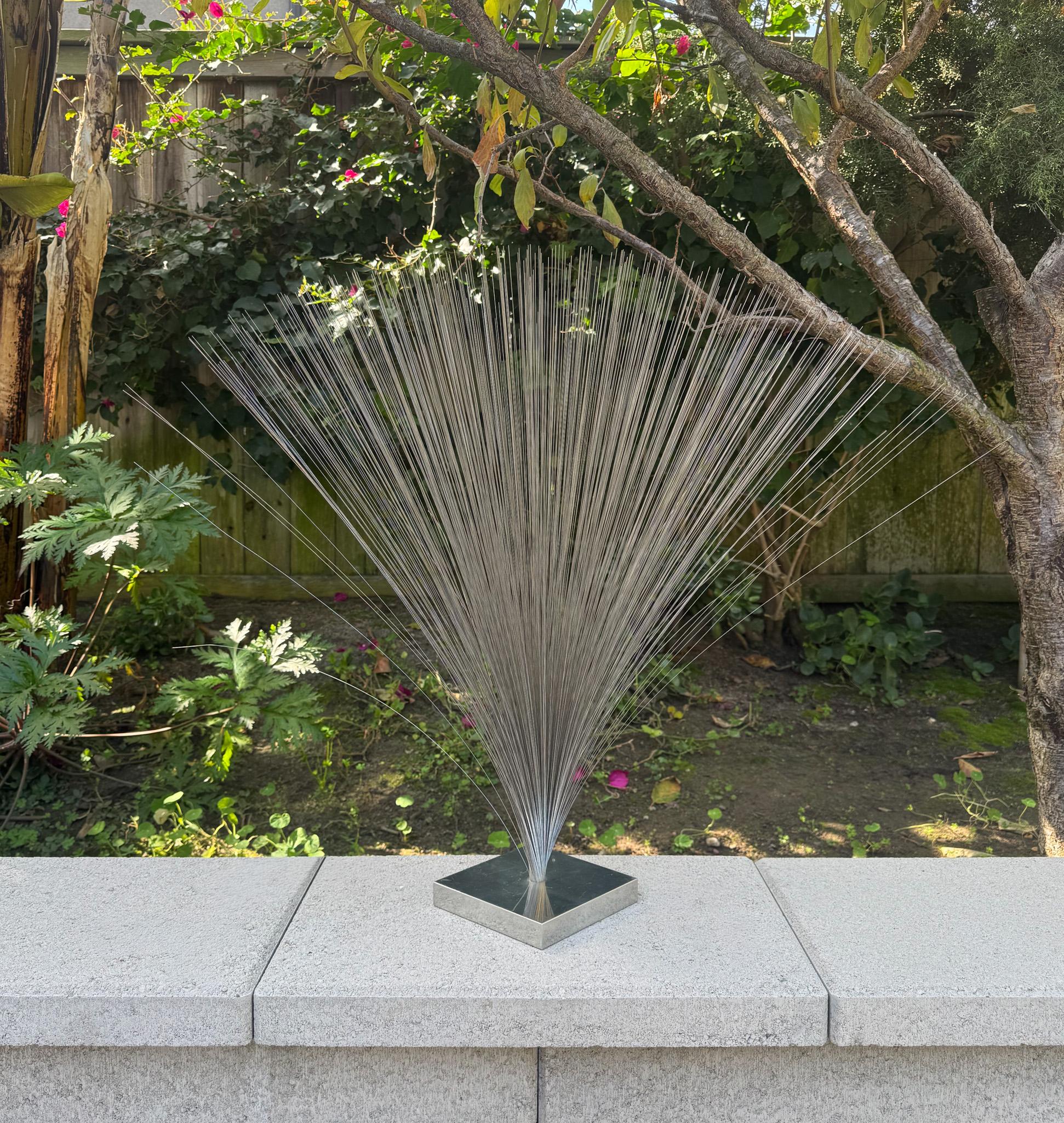 Large Kinetic Spray Sculpture in the style of Harry Bertoia, c.1970 For Sale 1