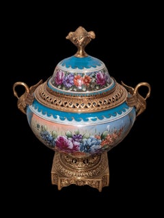 Large King Louis Style Floral Potpourri Bowl Swan Handled Center Piece