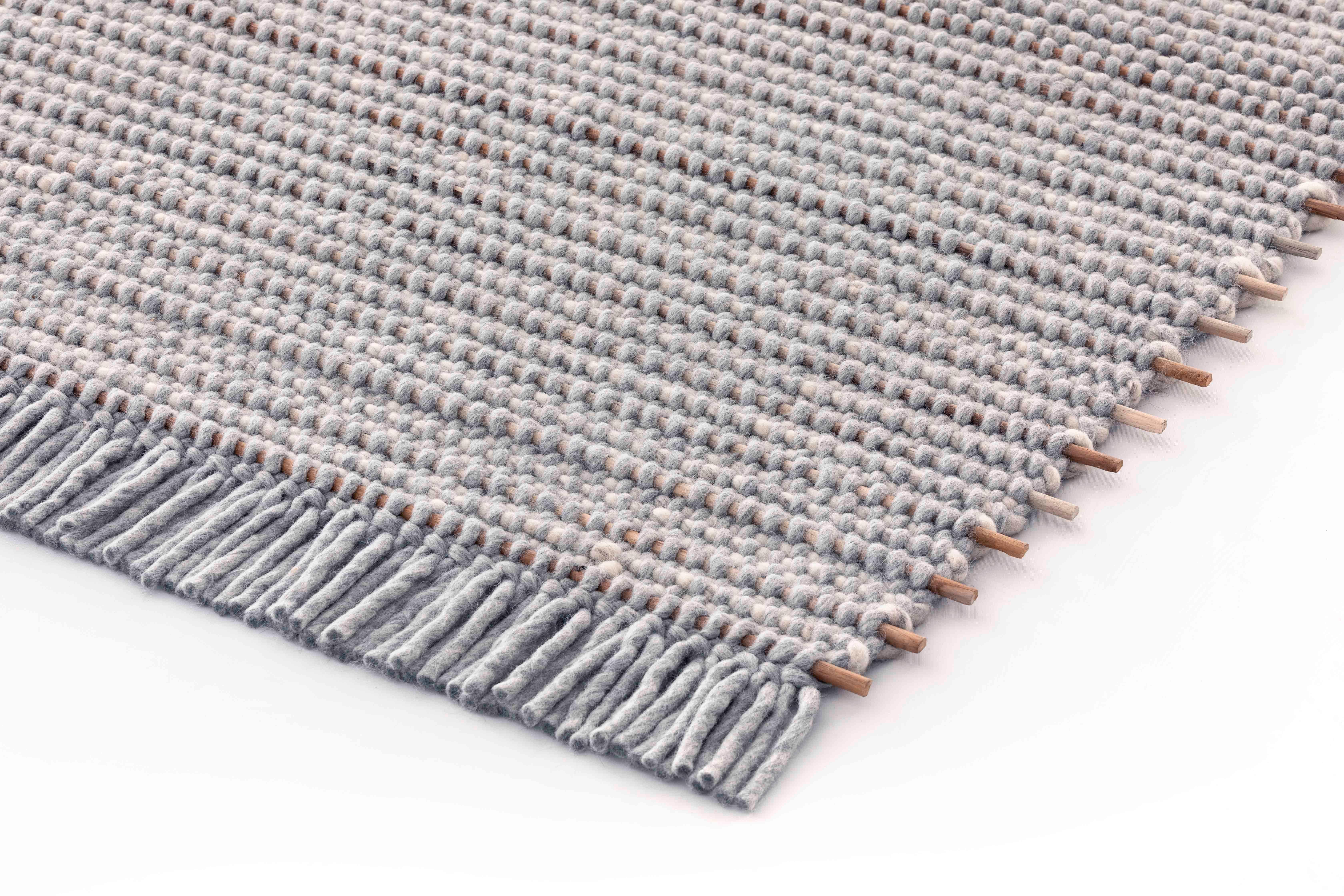 Large Kiri Light Grey Goz Rug by Gandia Blasco In New Condition For Sale In Geneve, CH